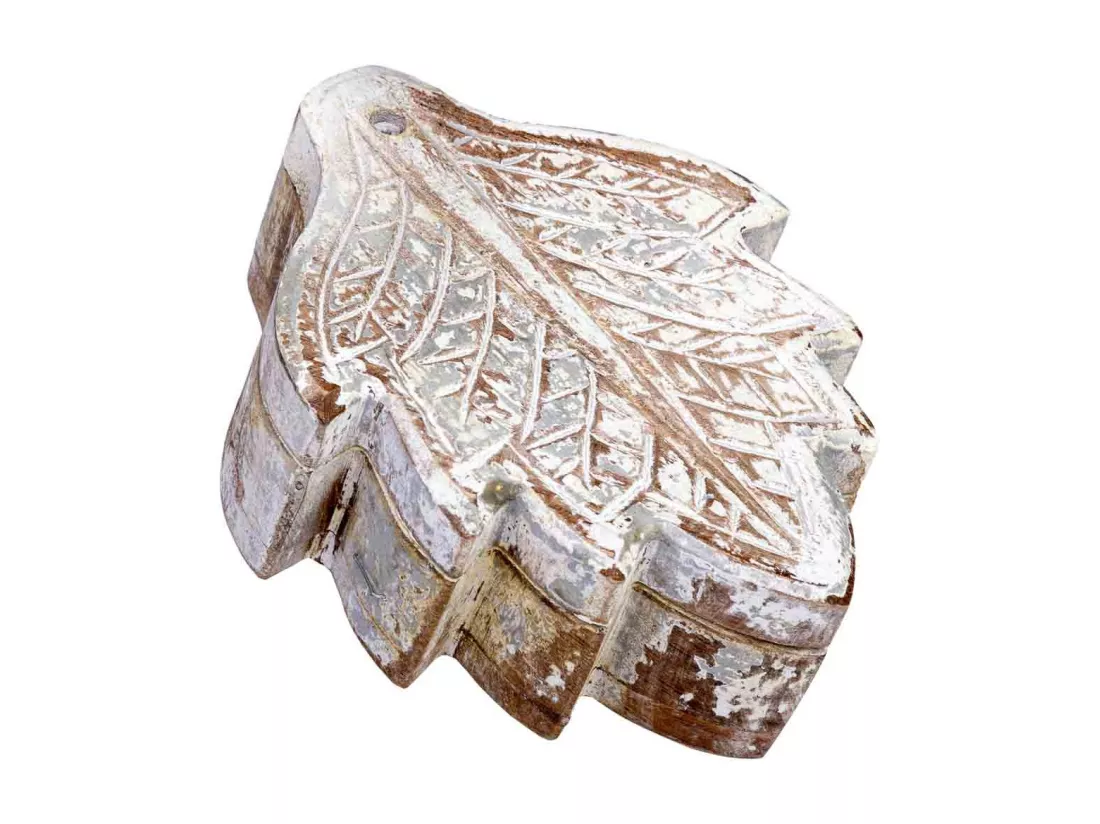 Coffret en bois sculpté avec finition artisanale marron antique 17x13,5x5h cm