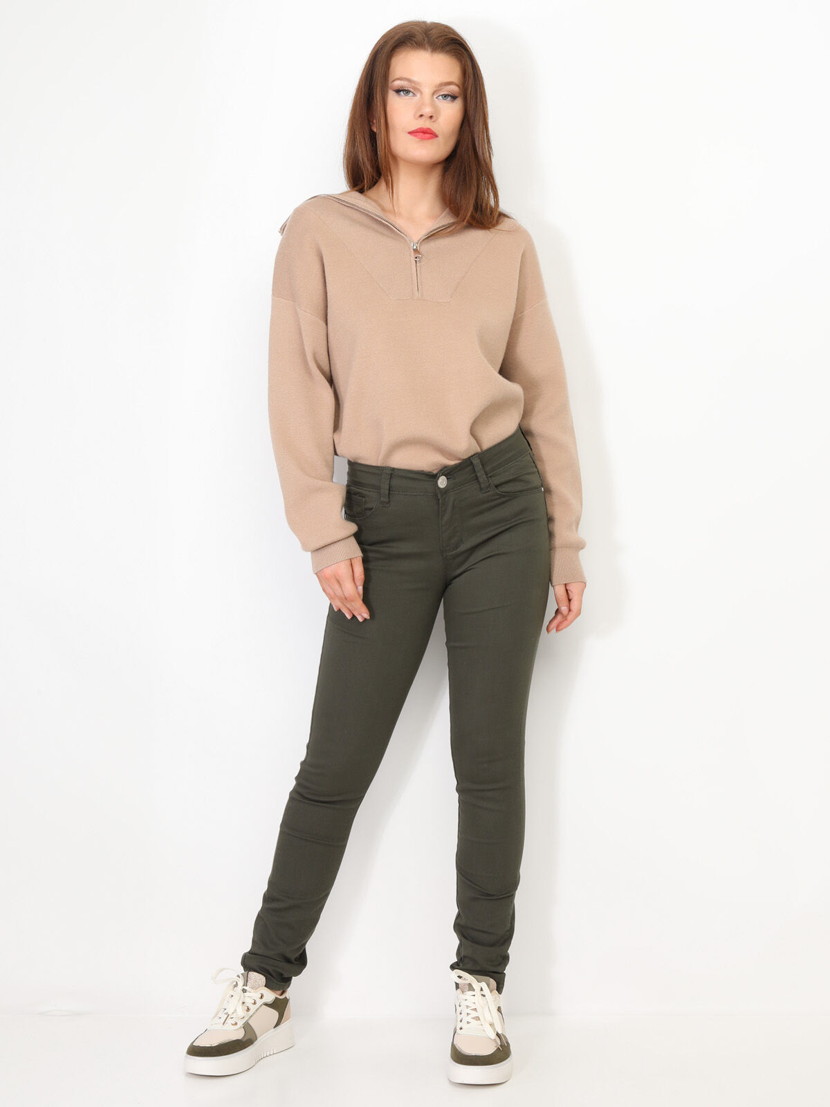 Pull à col montant zippé- Marron clair