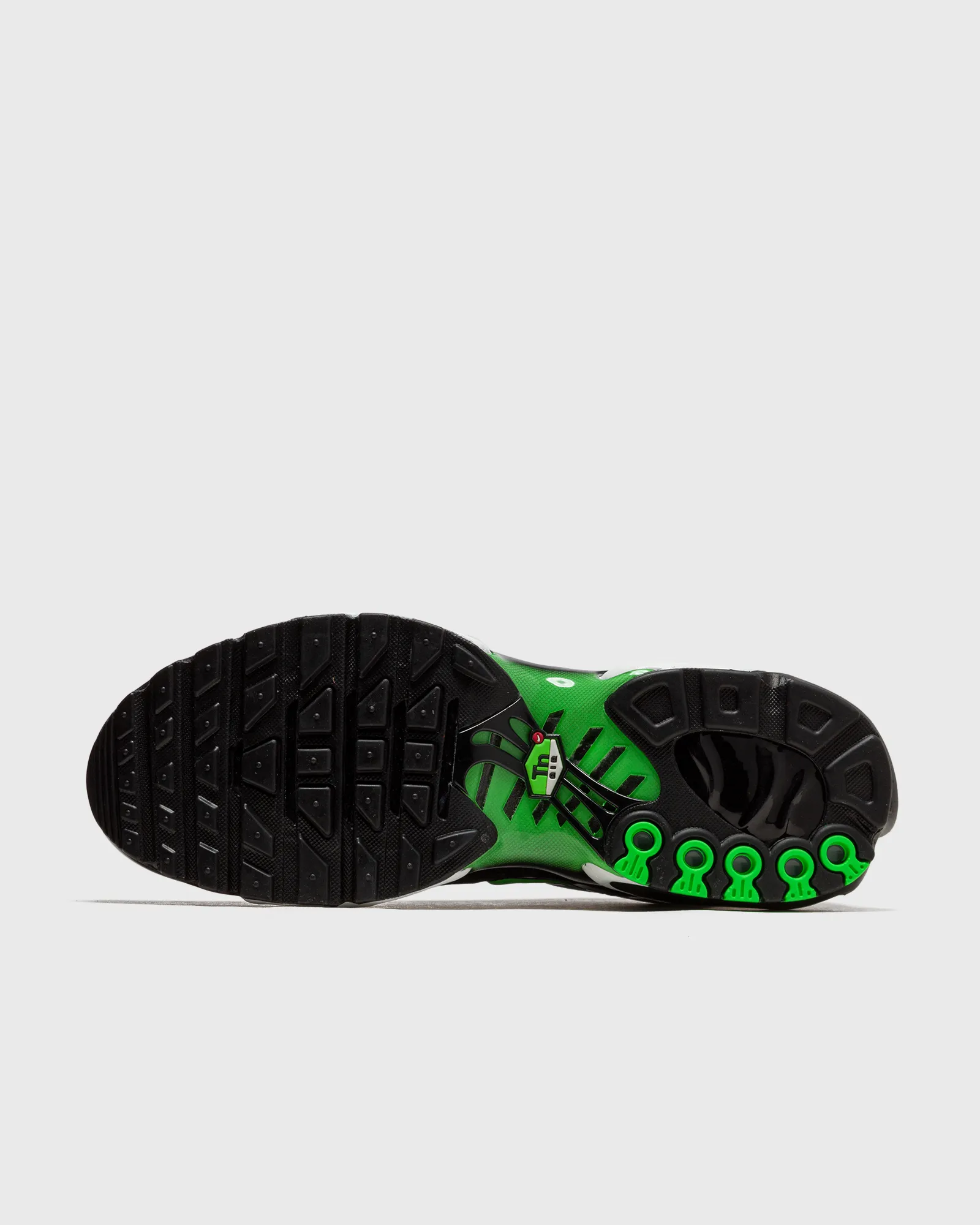 Nike AIR MAX PLUS 'Icons'
