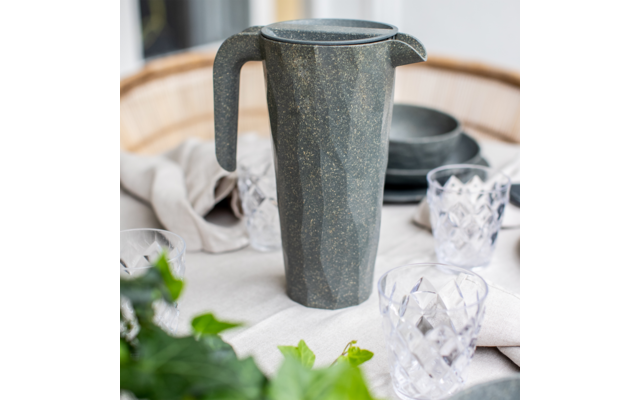 Koziol Club Pitcher Superglas Kanne mit Deckel 1,5 Liter