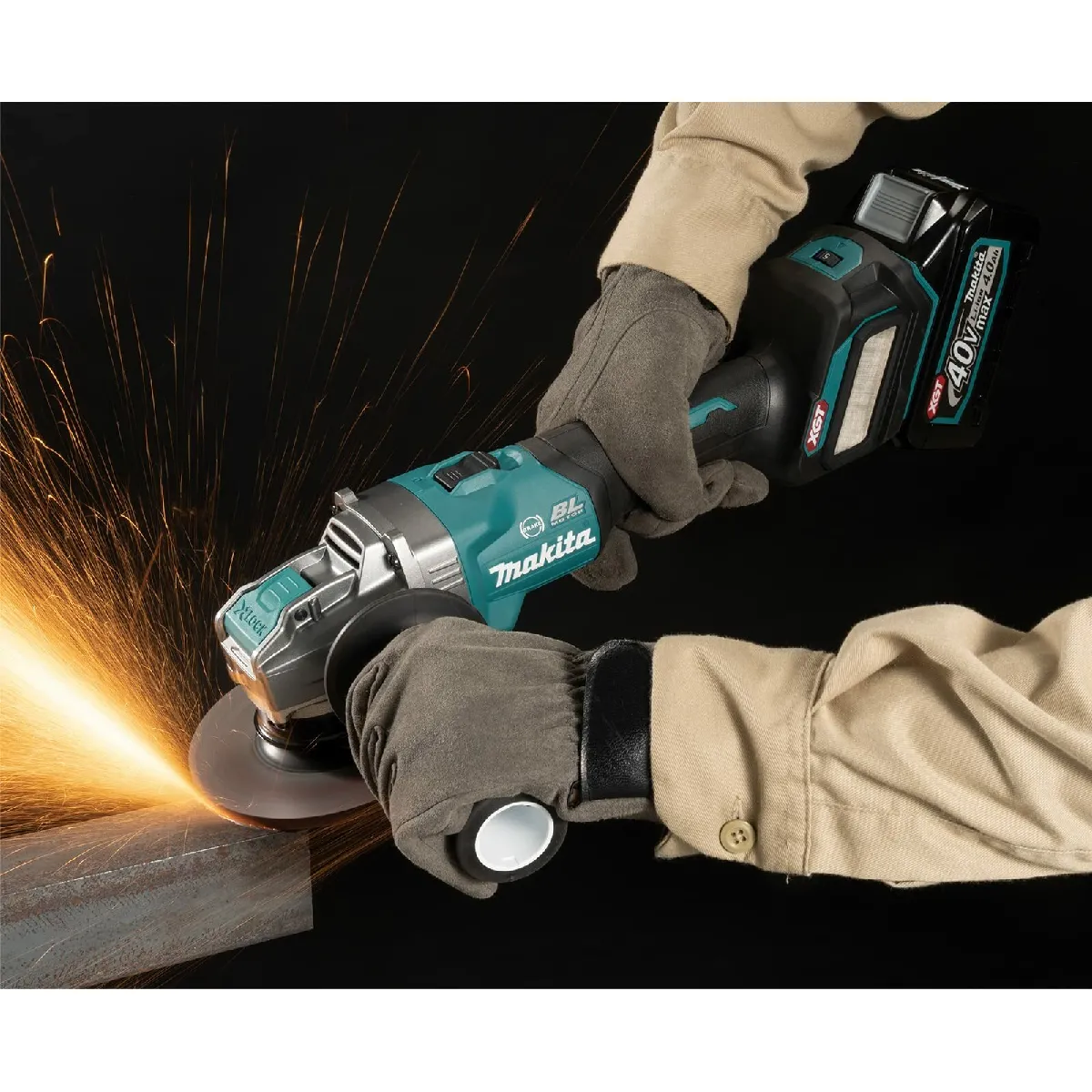 Makita XGT GA041GZ
