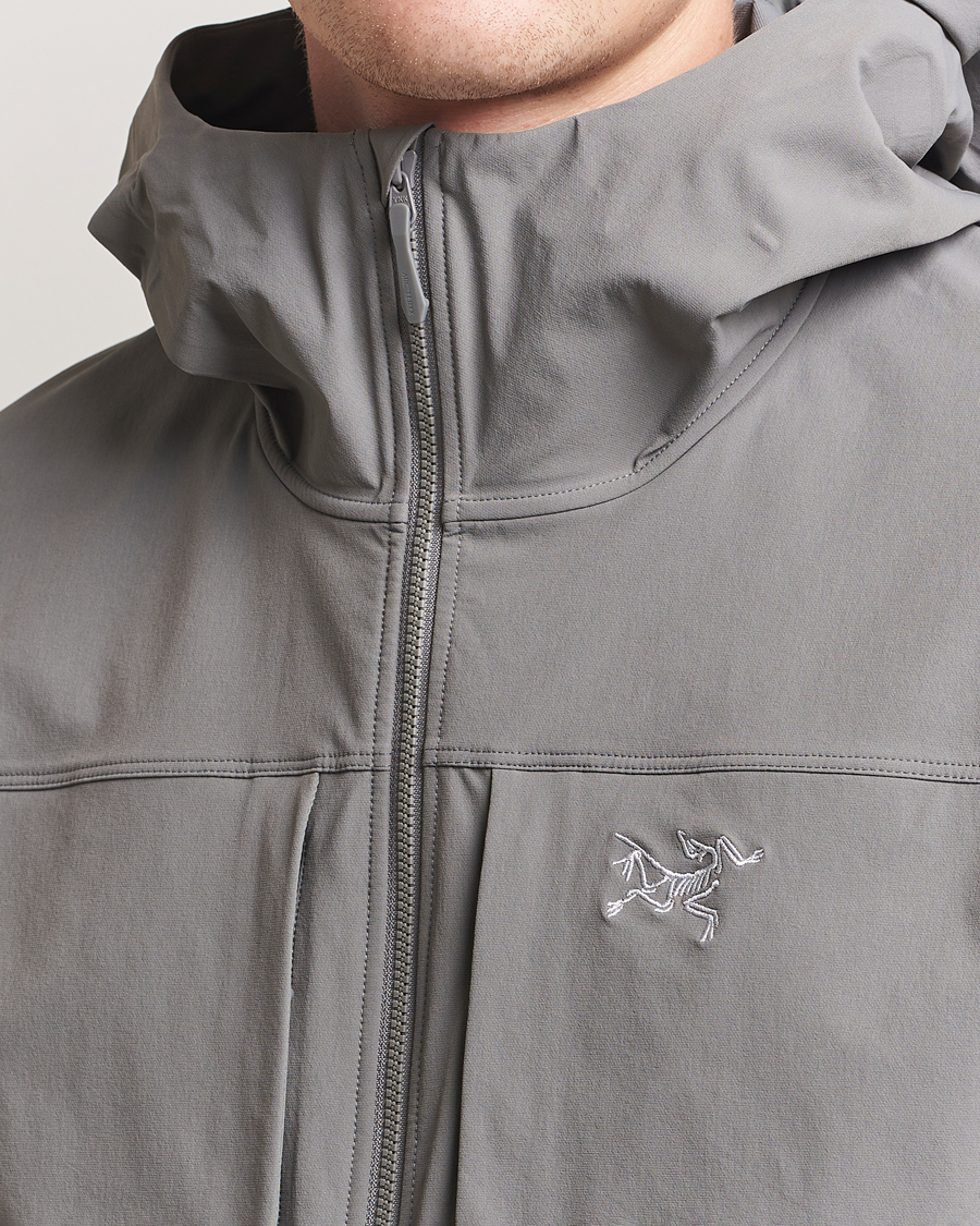 Arc'teryx Gamma Lightweight Softshell Hooded Jacket Void