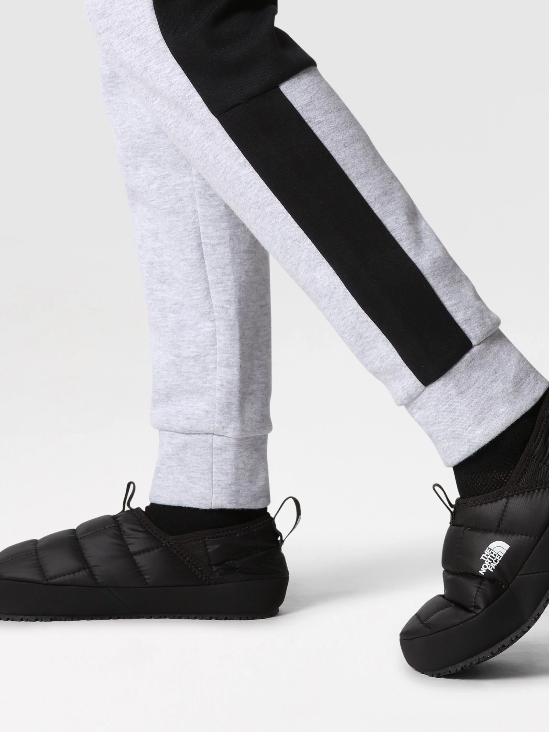 The North Face Kids Thermoball Traction pantoffels