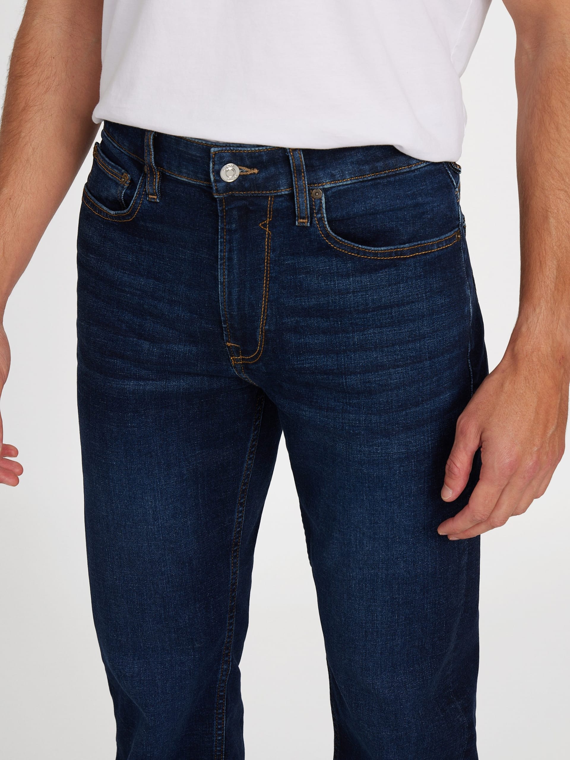 Calça jeans reta Eco Mason de corte regular