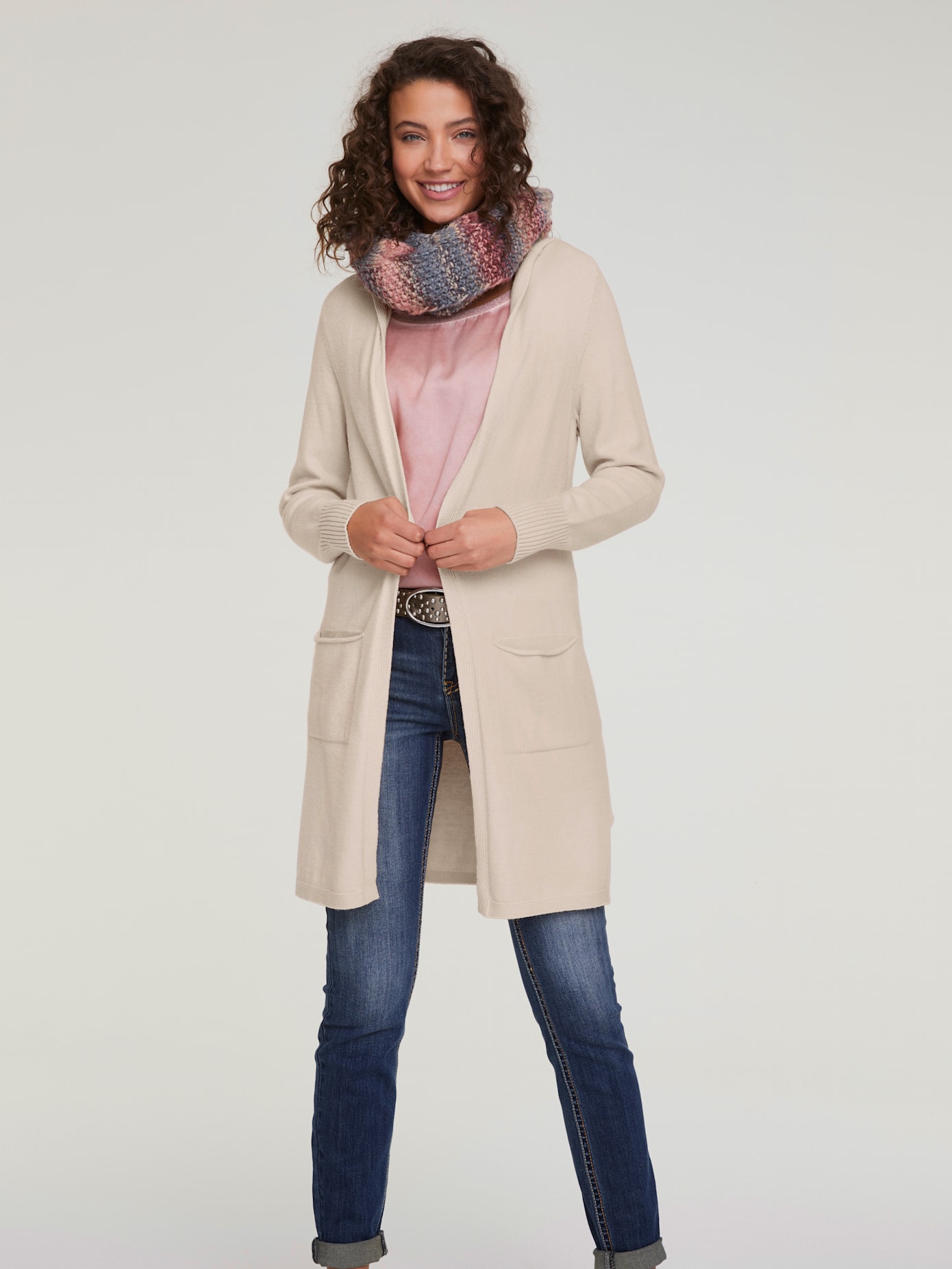 Veste longue en tricot style cardigan