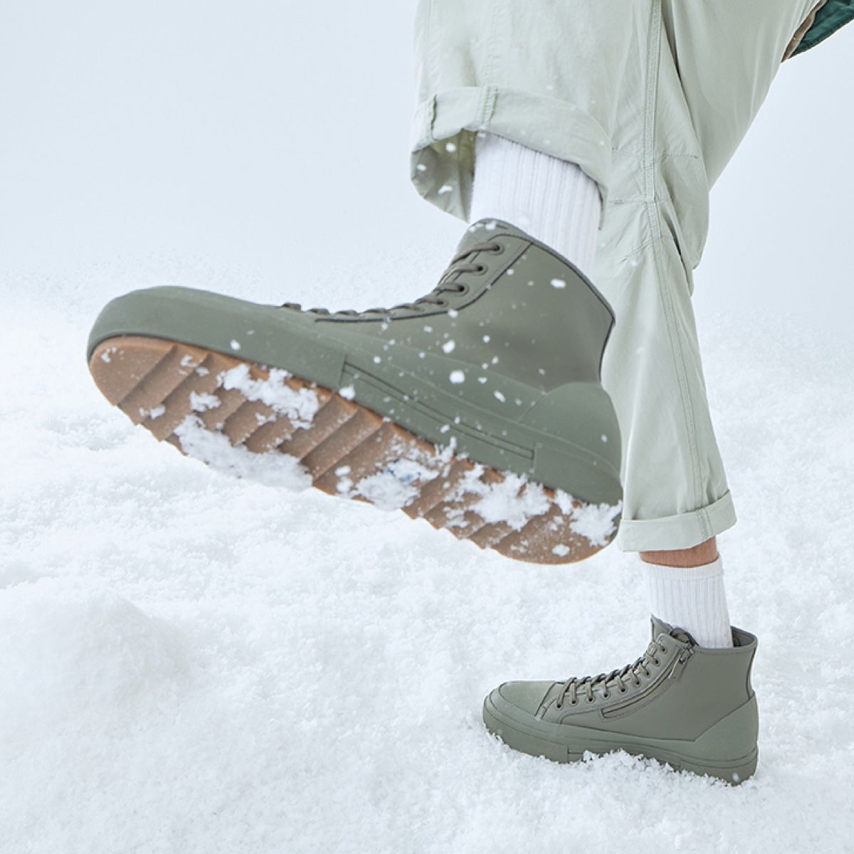 Freesole Khaki Men Weather ready