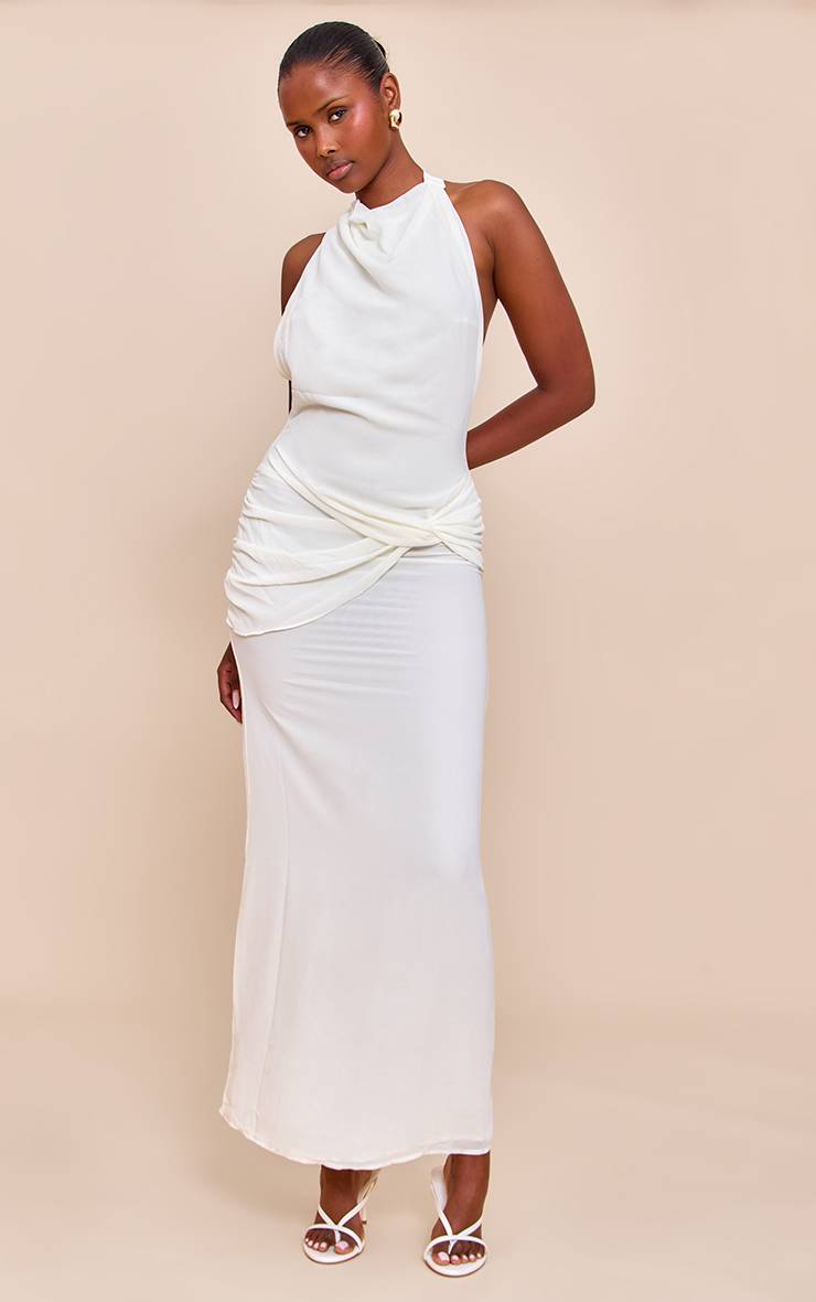 Crème Robe Longue En Mousseline Avec Détail Torsadé