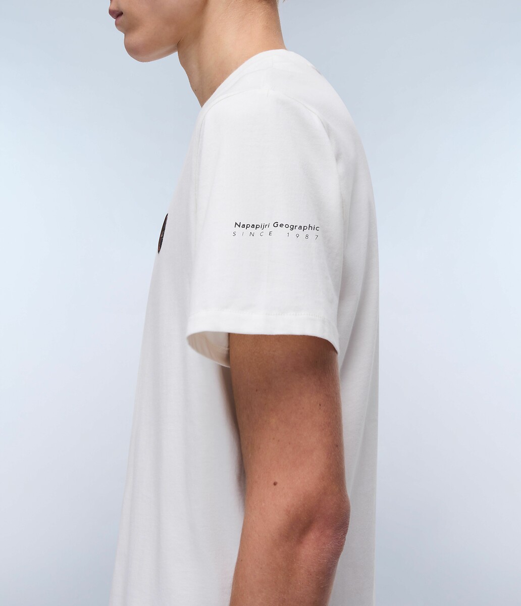 NAPAPIJRI<br>Camiseta de manga curta com emblema
