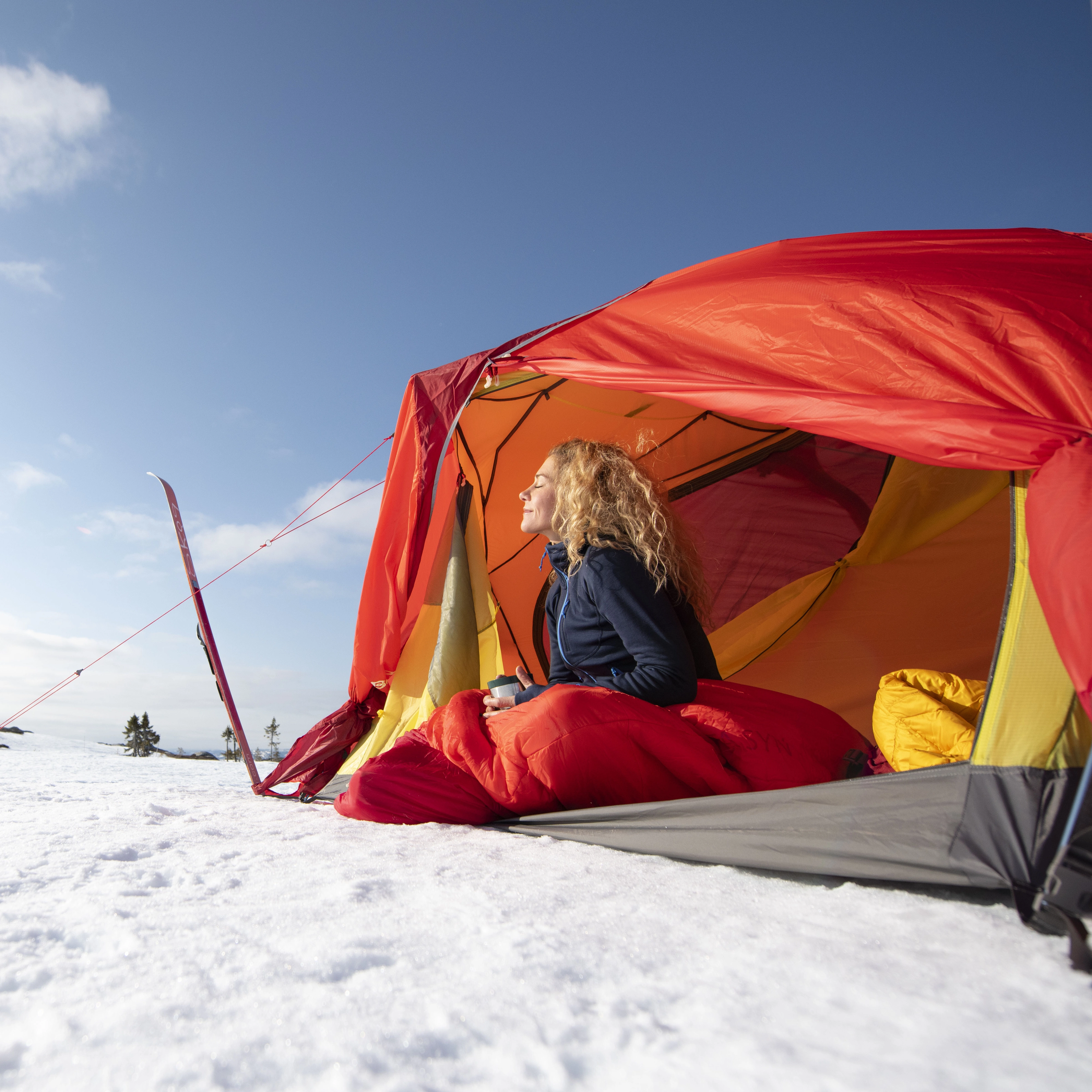 Helium Expedition Dome 2-Persons Tent Red