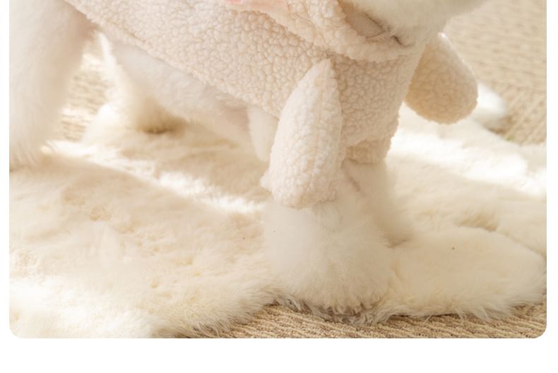 Cissilli - Chenille-pettop met schapenvacht