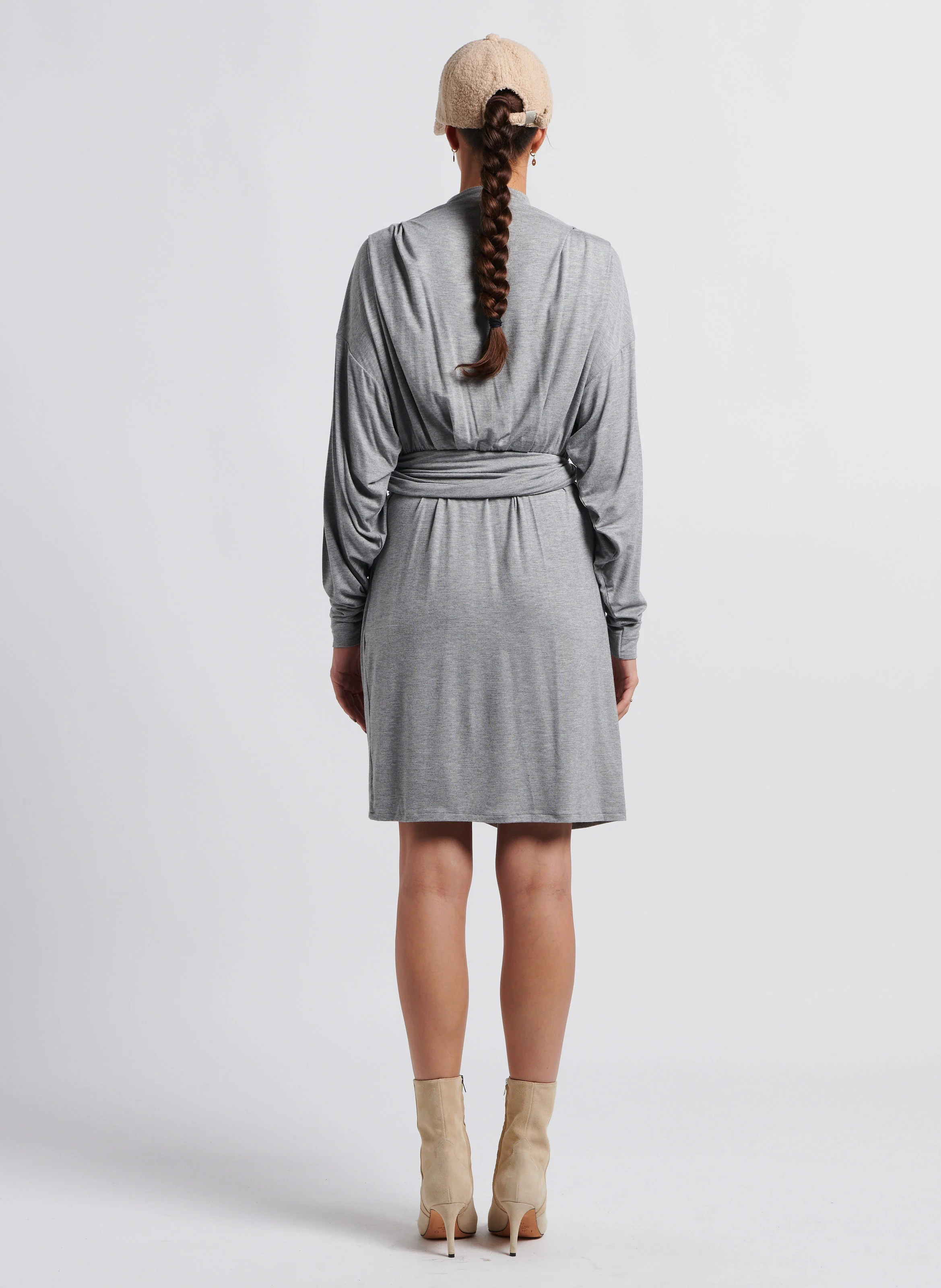 MAELIE - Robe courte col montant drapée | Gris