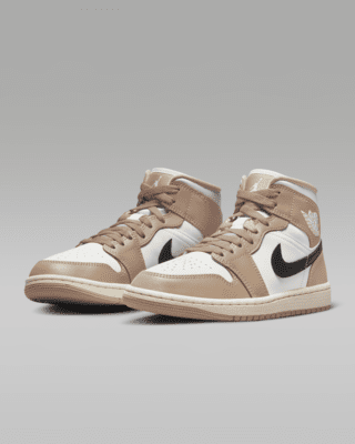 Air Jordan 1 Mid Women's Shoes
