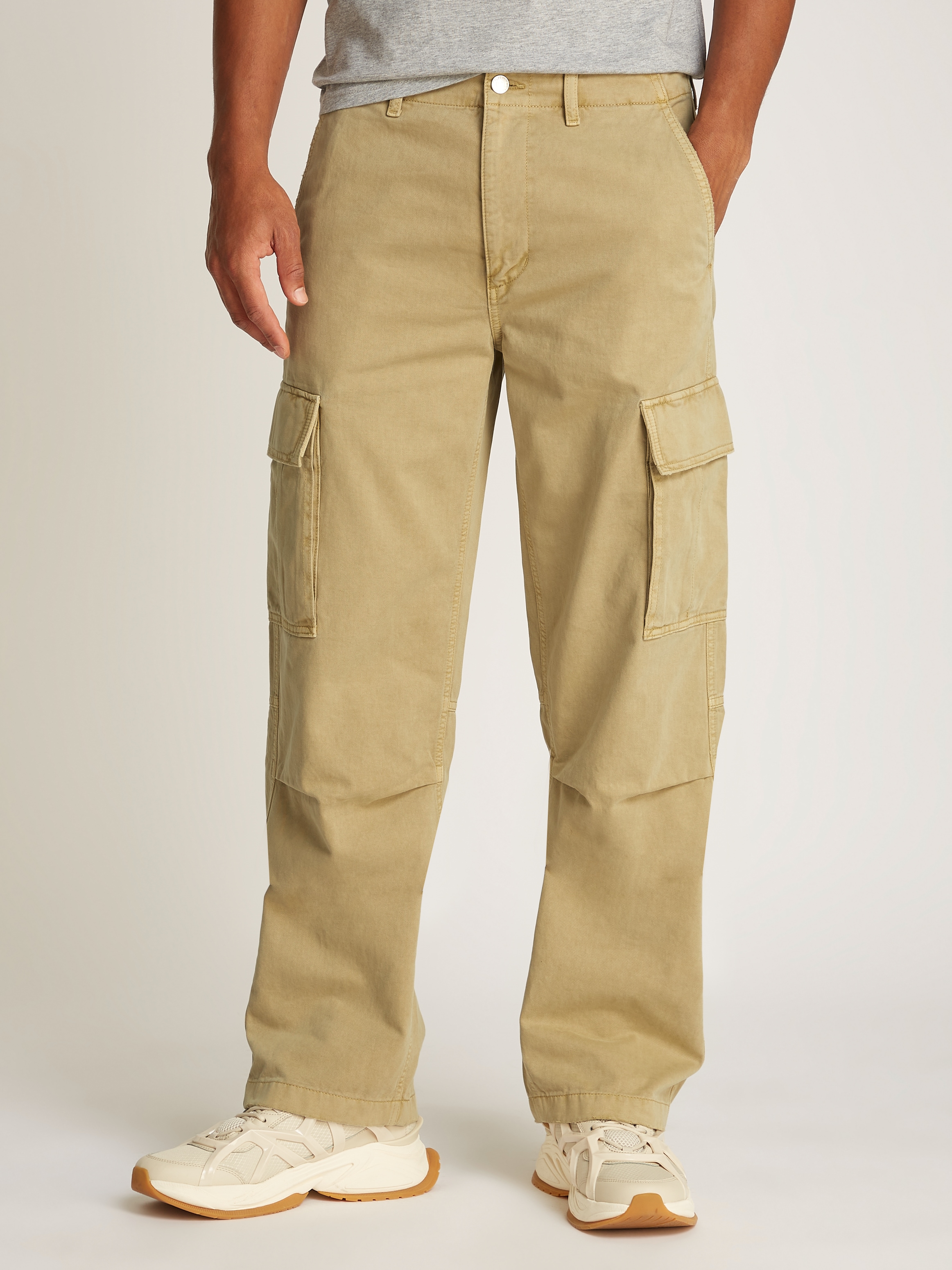 Tommy Jeans Cargohose »TJM JAIMIE COTTON CARGO«  mit Kniefalten