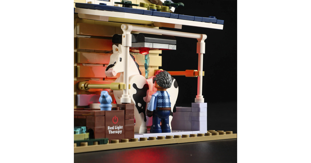 LumibricksFarm Life - Horse Stable Constructiespeelgoed  (F9080)