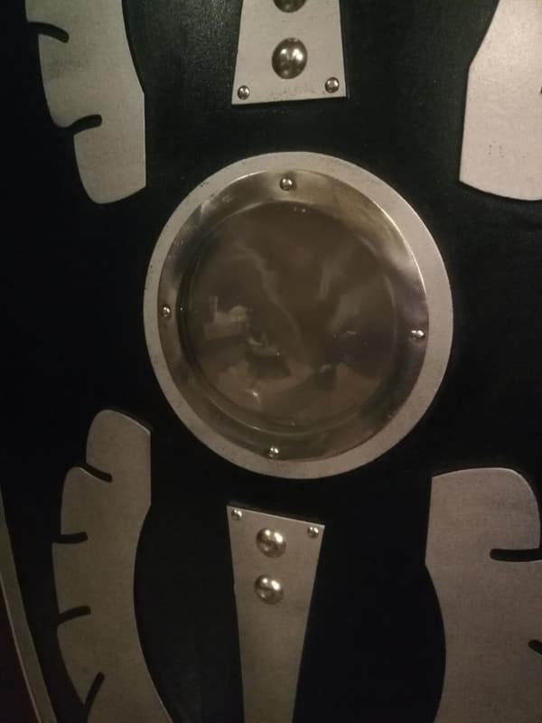 Tre romersk scutum svart buet ovalt skjold SWE92