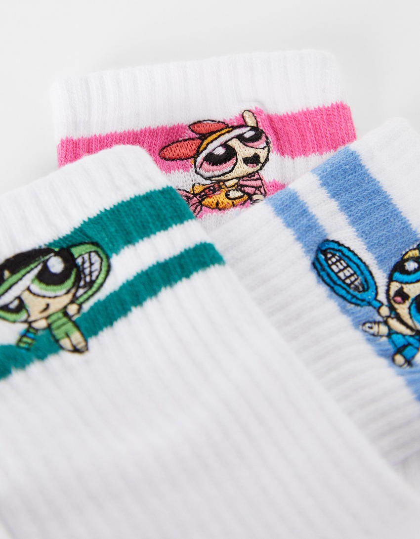 Pacote com 3 pares de meias das Meninas Superpoderosas.