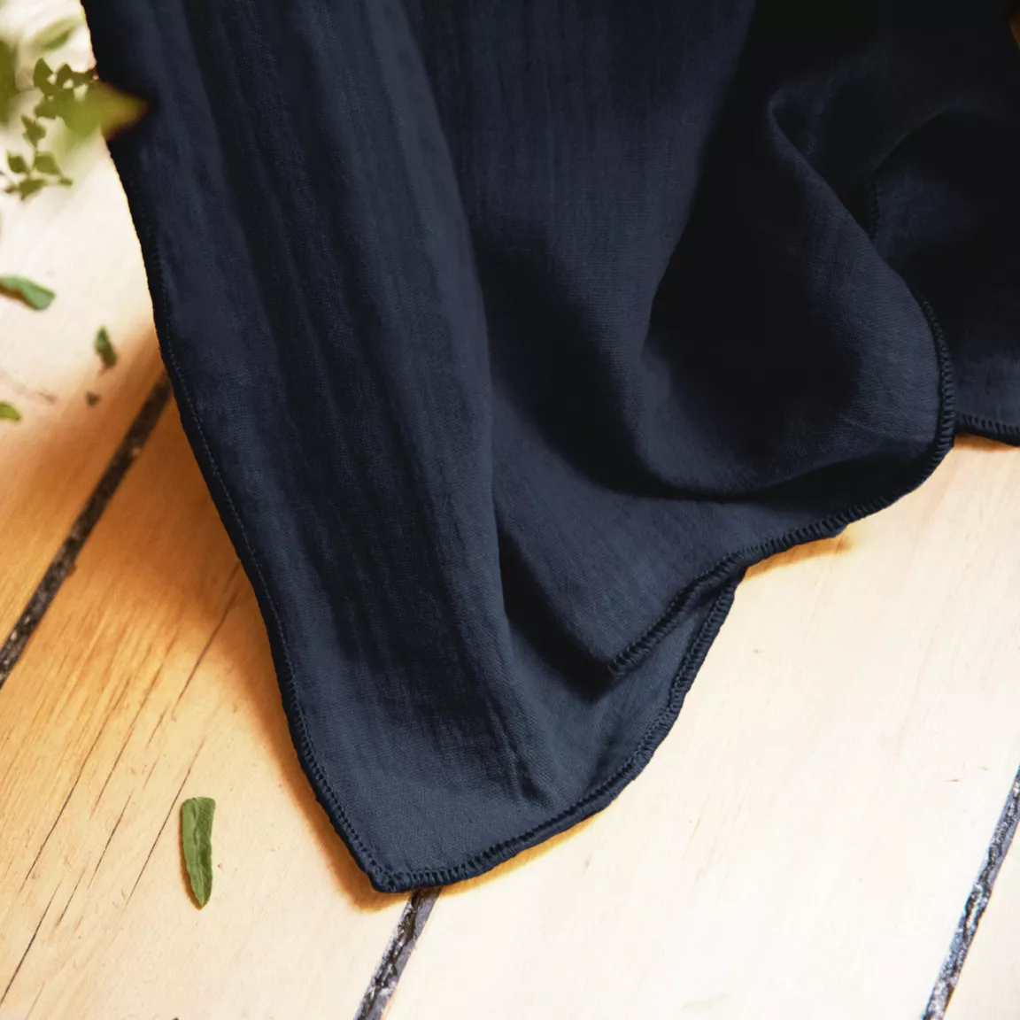 Rideau gaze de coton ajustable (180 x max 300 cm) Gaïa Bleu nuit