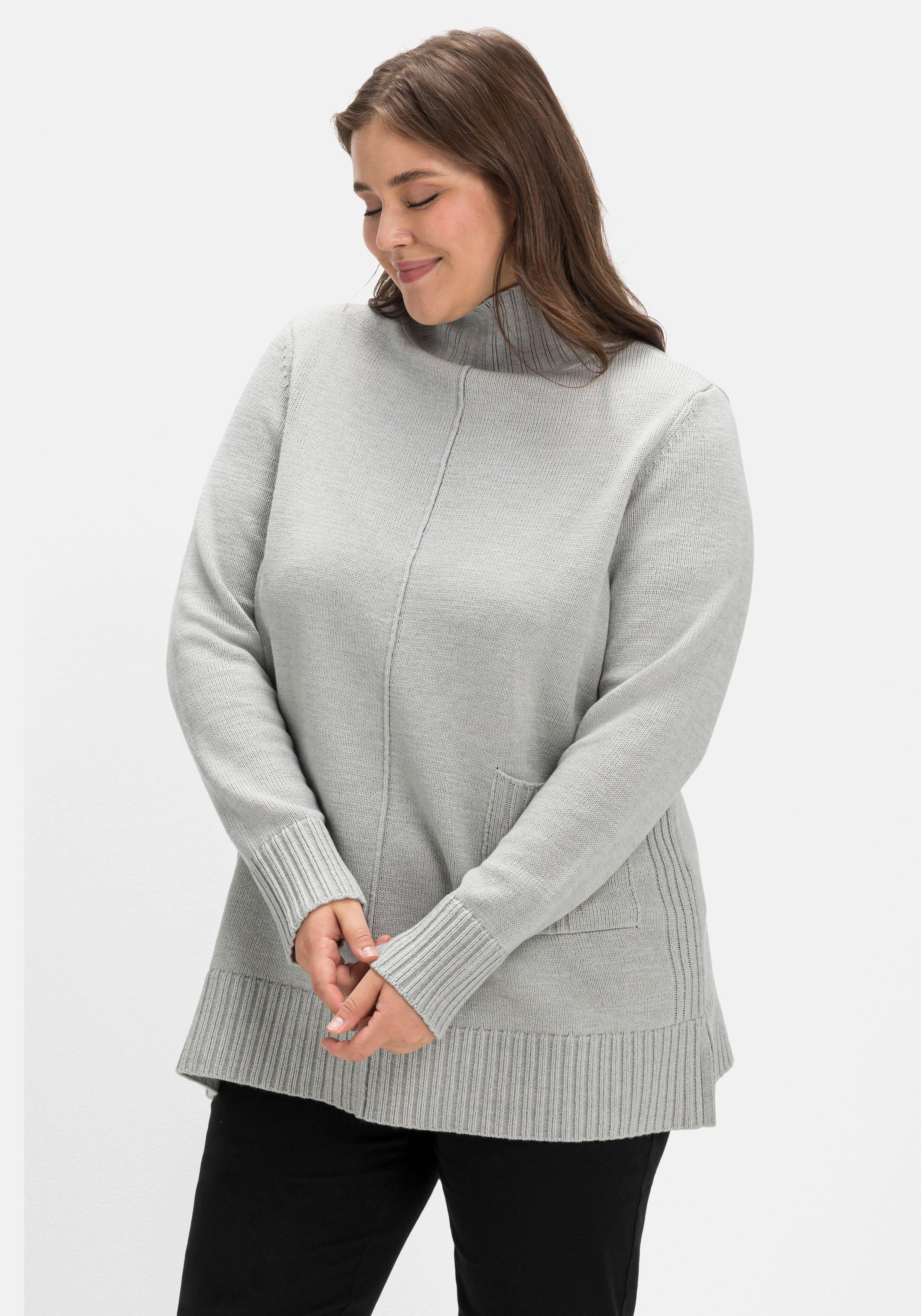 Pullover mit hohem Stehkragen und Tasche vorn