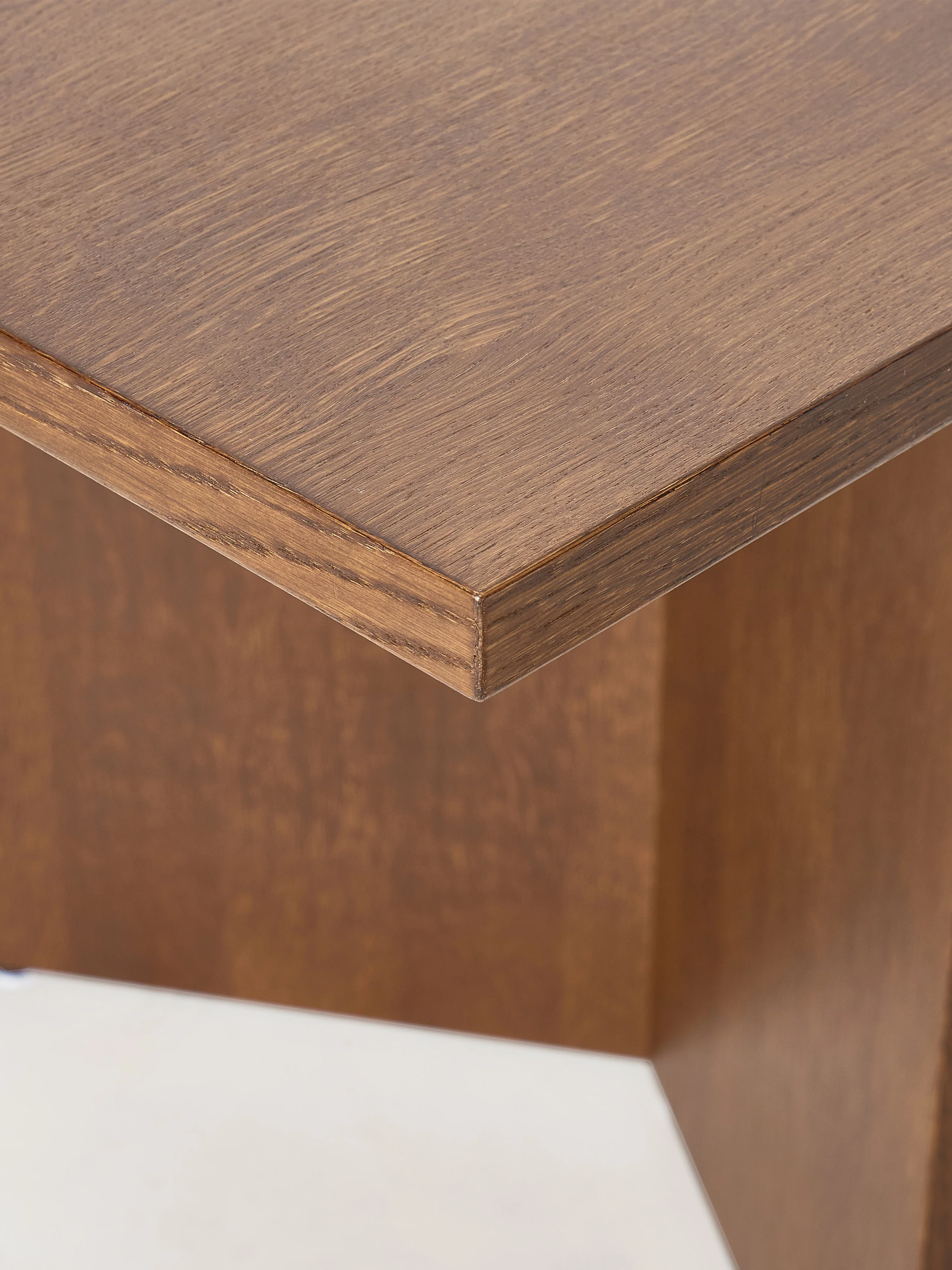 Houten eettafel Toni, in verschillende formaten