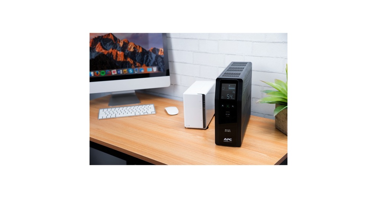 APCBack-UPS PRO BR1600SI - Noodstroomvoeding ups  (Zwart, 8x C13 uitgang, 2x USB charger (type A & C), 1600VA, USB dataport)