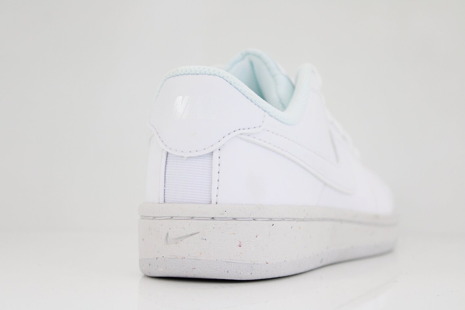 Nike Sneaker