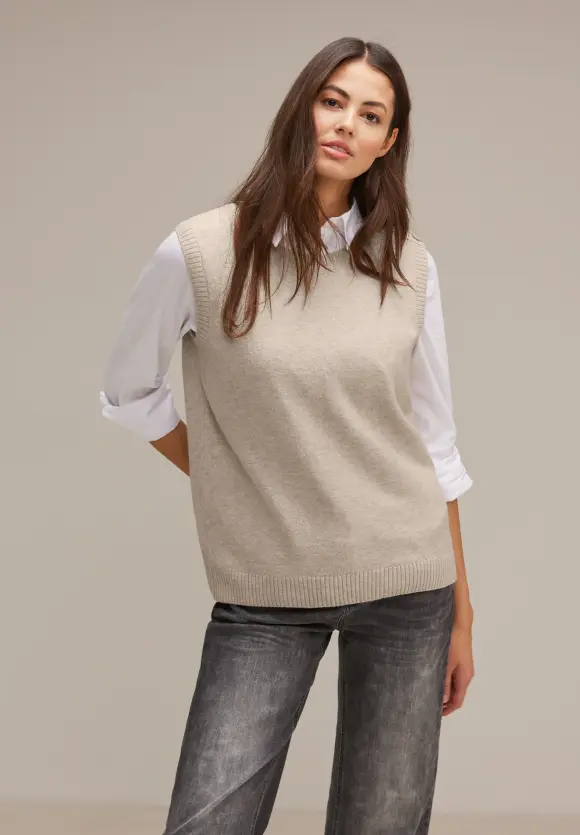 Feinstrick Pullunder - spring sand melange