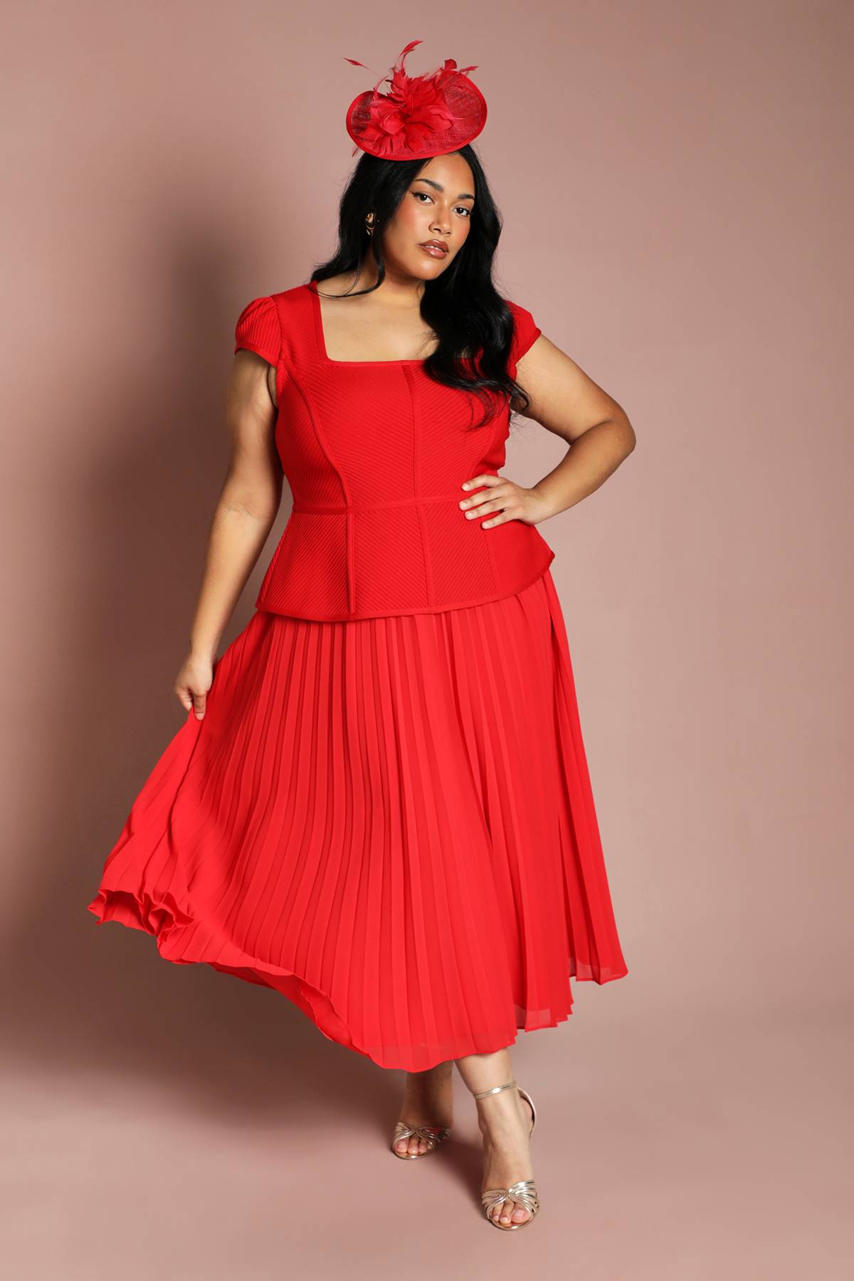 Coast Robe Midi Grande Taille À Corsage Bandage À Manches Courtes Et Jupe Plissée