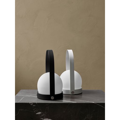 Audo Carrie Bordlampe, Sort