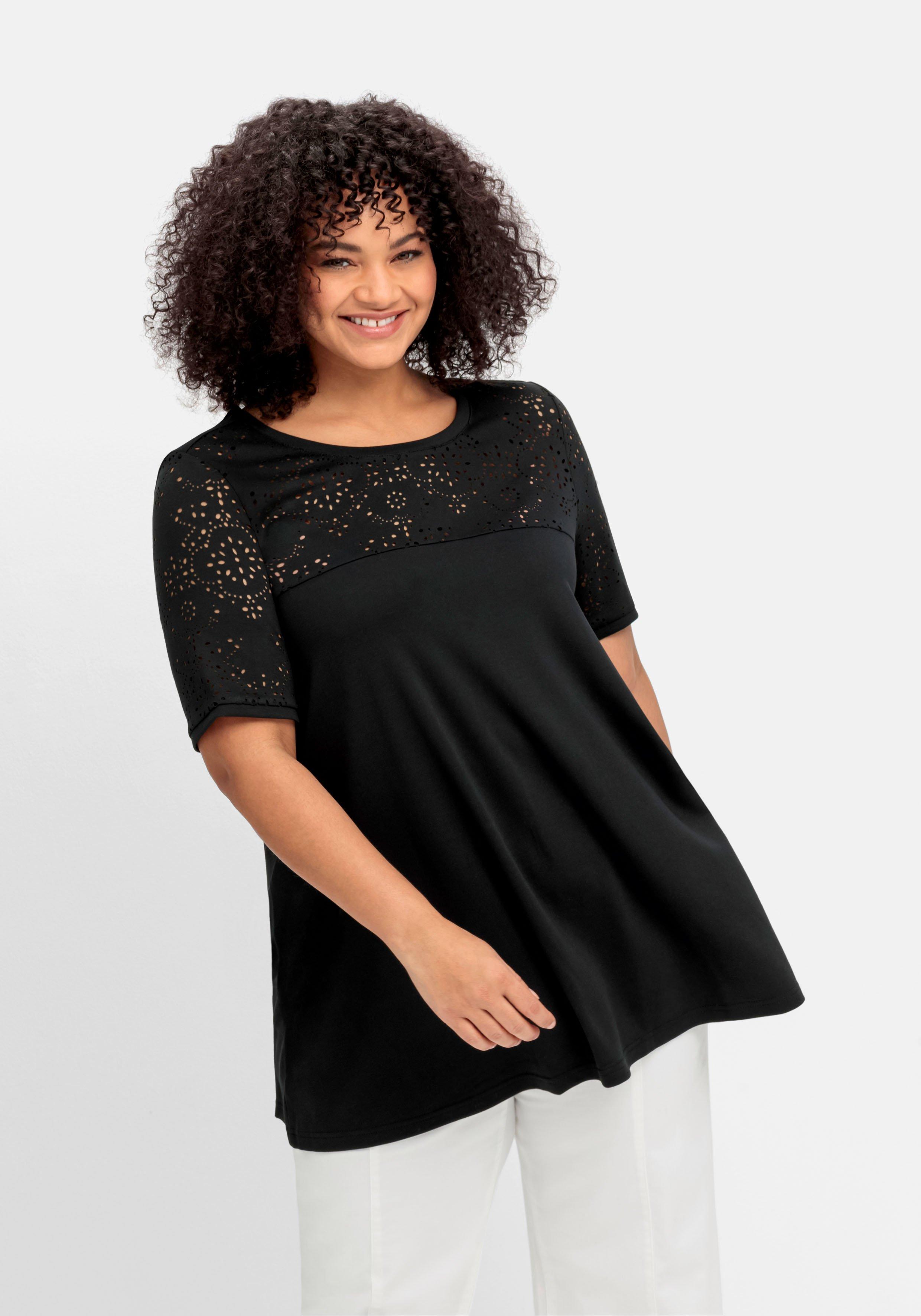 Shirt mit Lasercut-Muster, in A-Linie