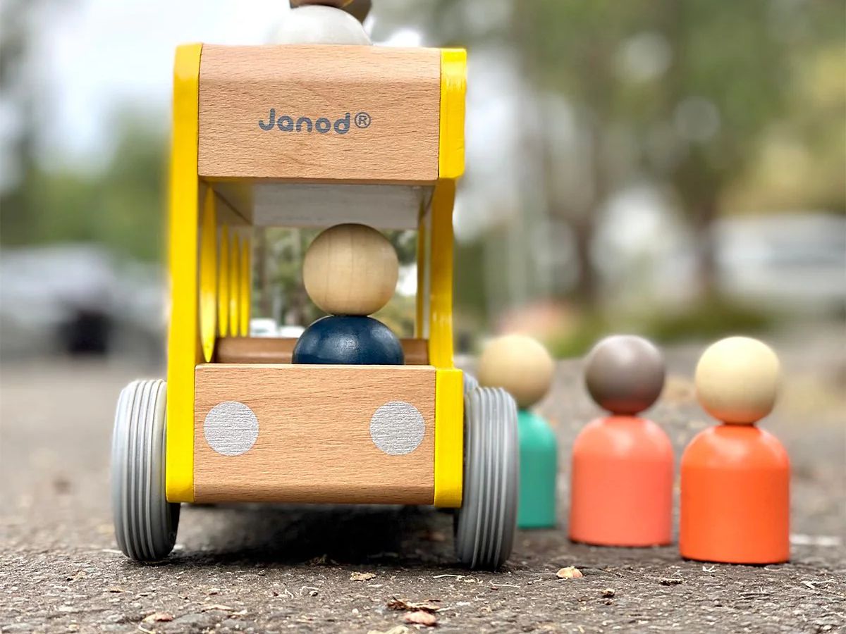 Janod Schulbus
