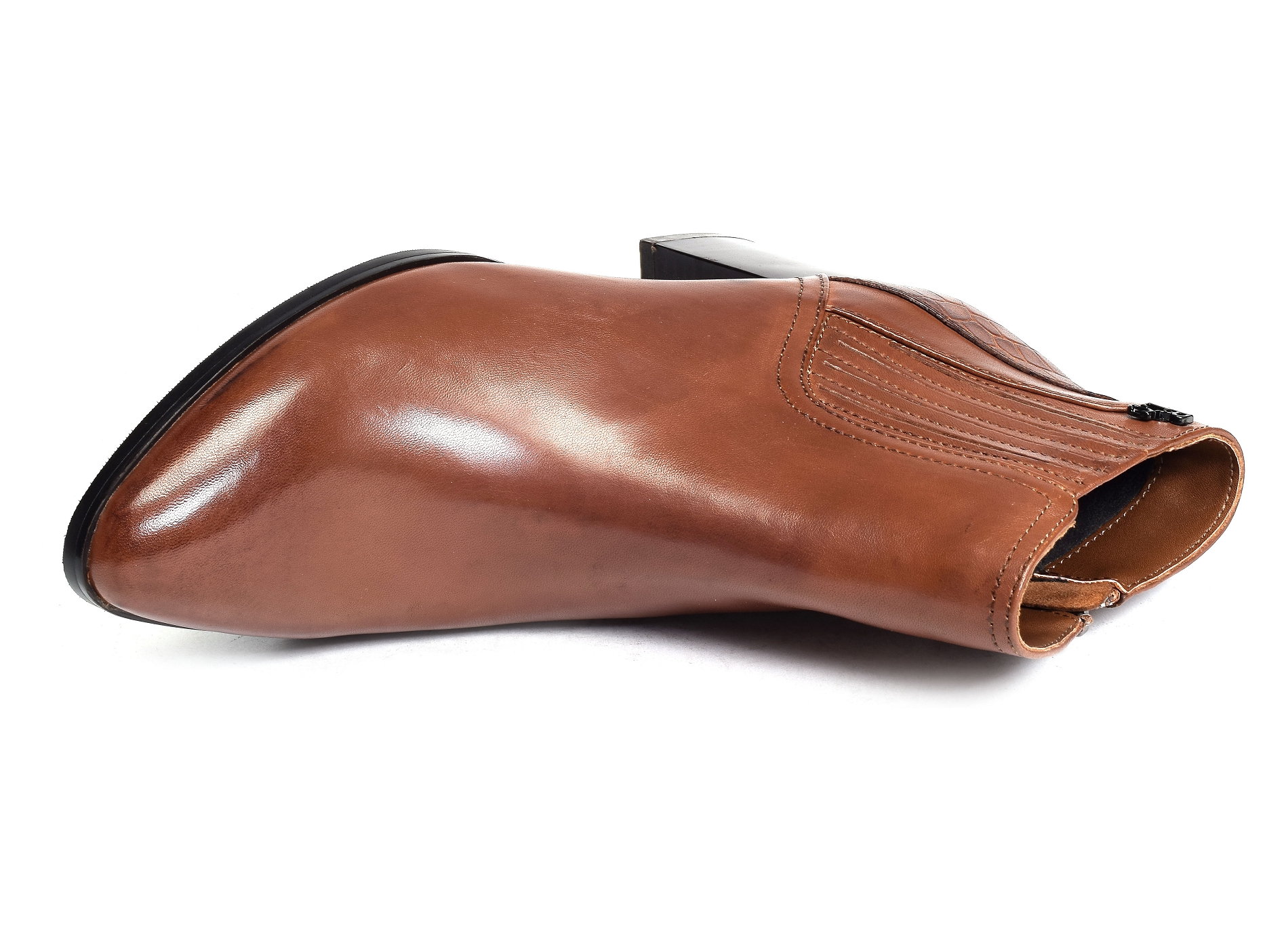 Taylor 15 camel