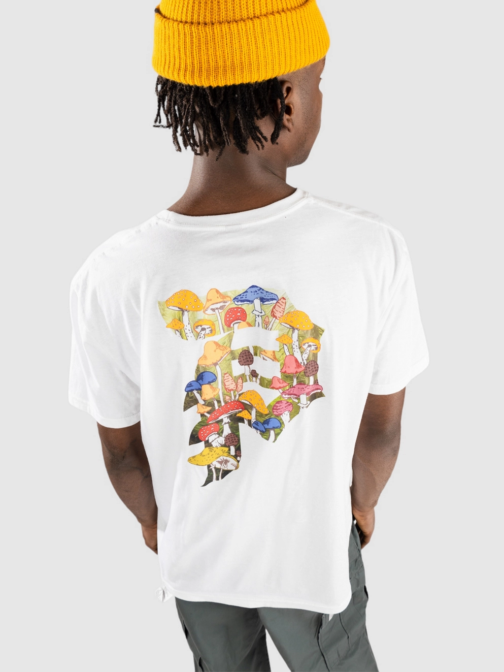 Primitive Hunter T-Shirt white