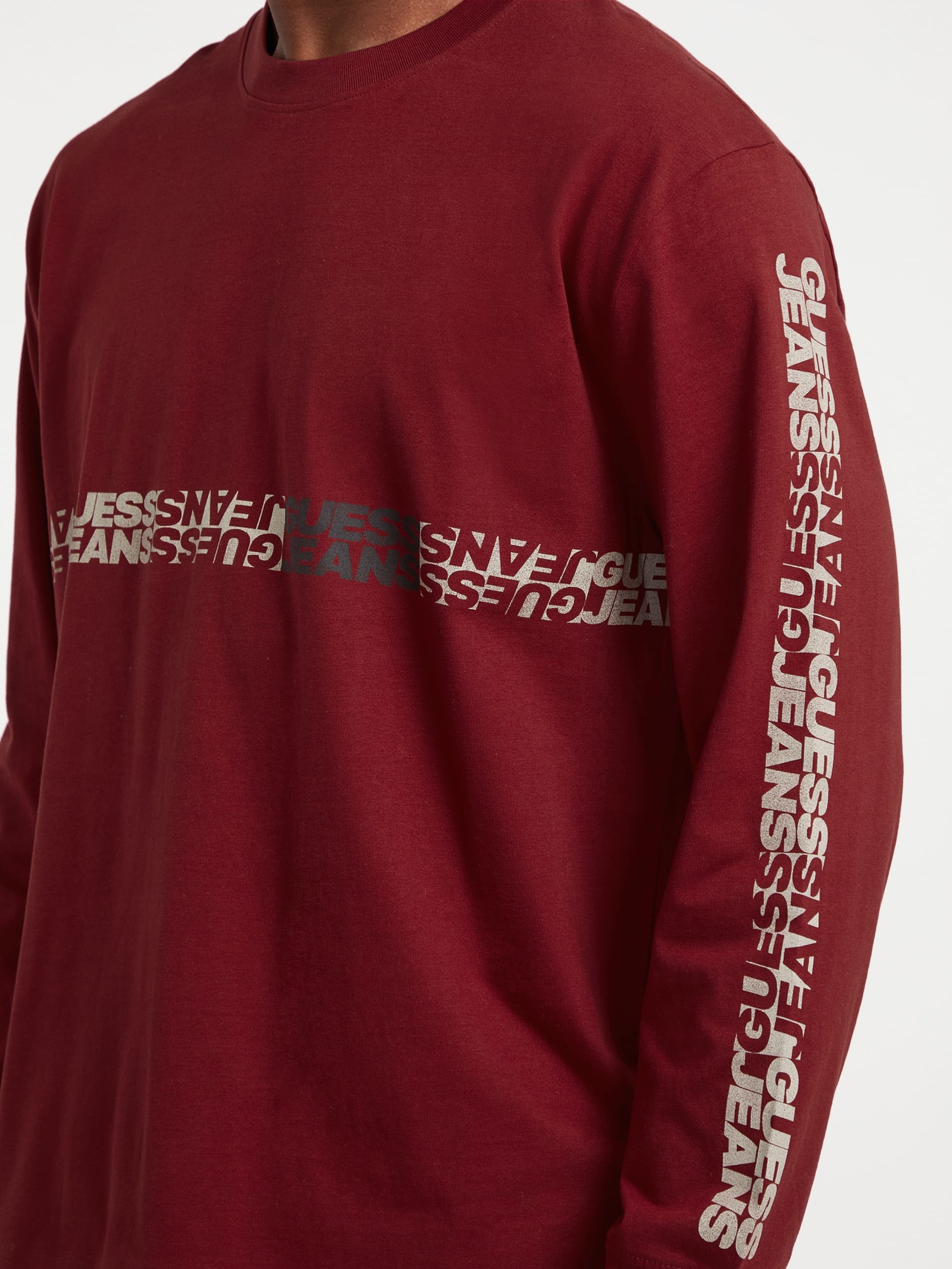 Camiseta de manga comprida com gola redonda e logo