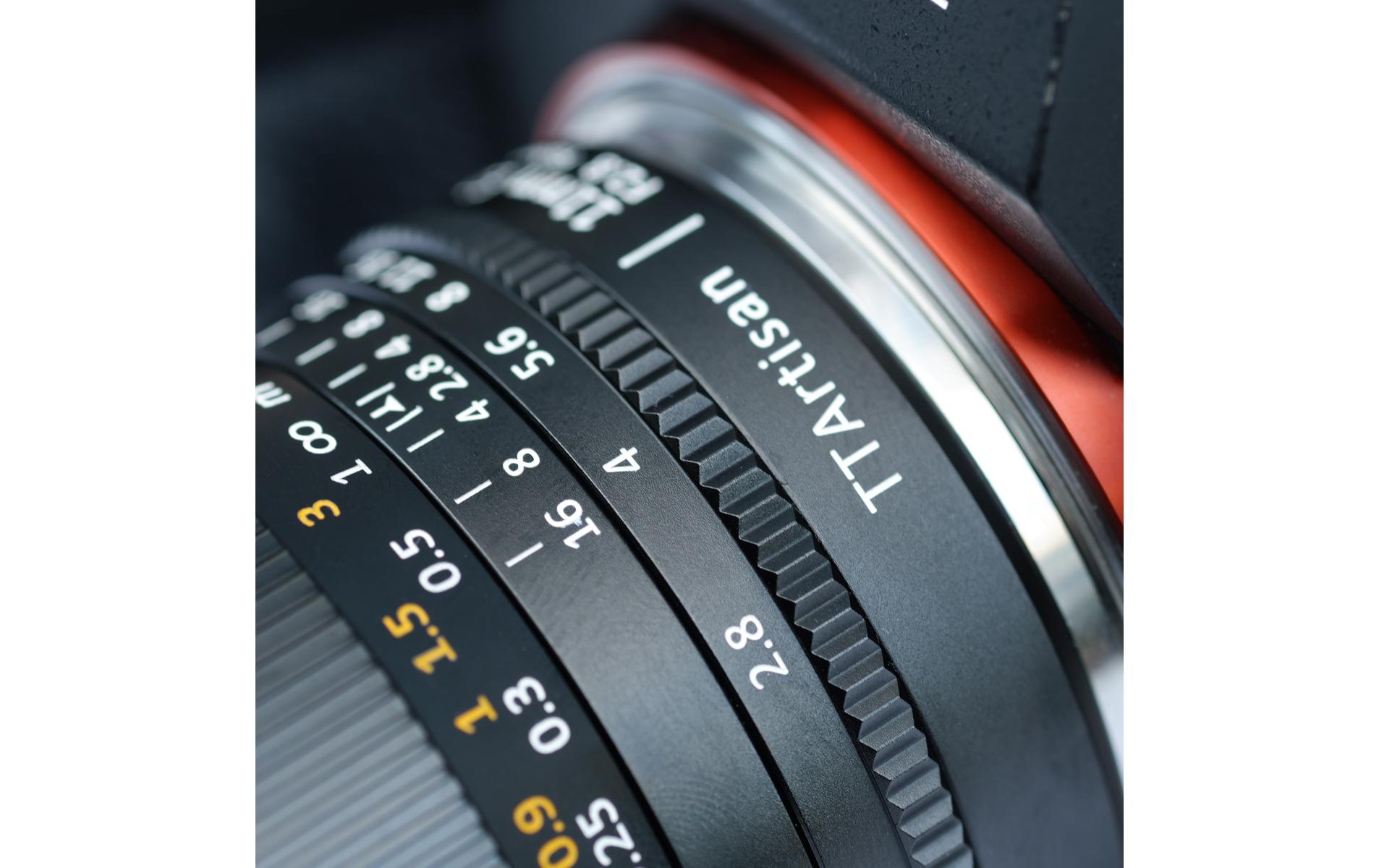 Festbrennweite 11mm F/2.8 – Sony E-Mount<br>Fischaugenobjektiv mit grandiosem Weitwinkel-Sichtfeld