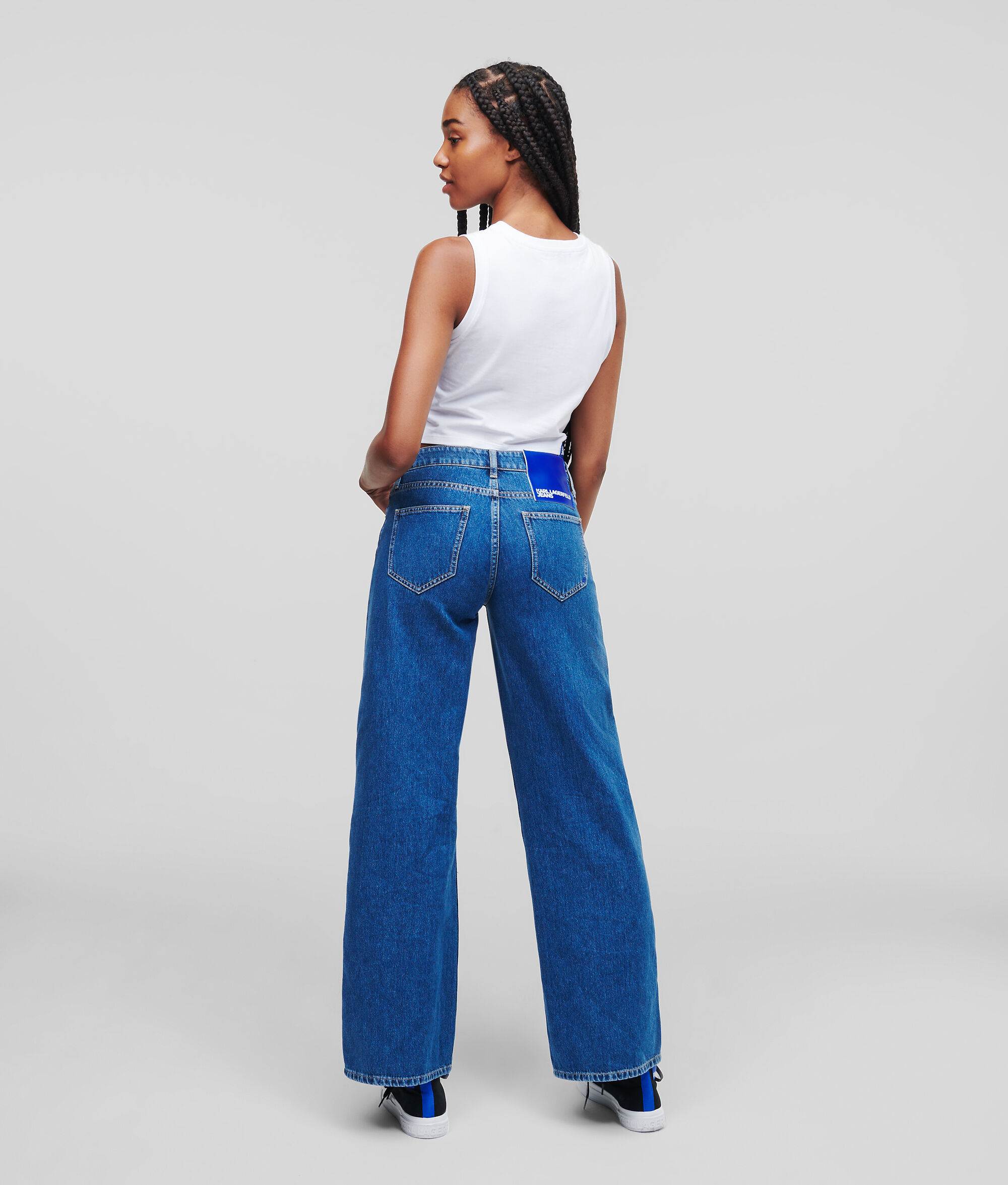 JEAN DÉCONTRACTÉ KLJ TAILLE MI-HAUTE