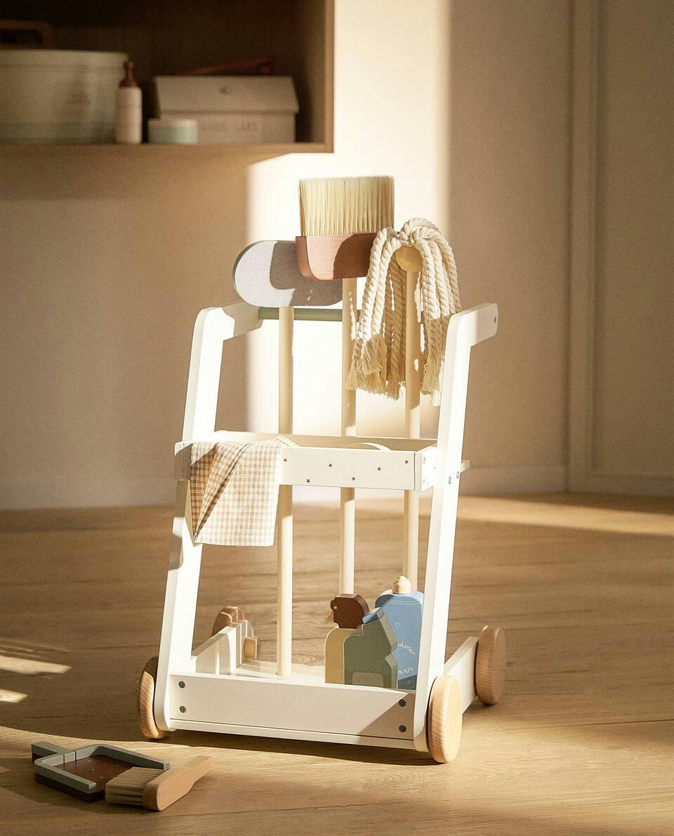 Conjunto de carrinho de limpeza de brinquedos