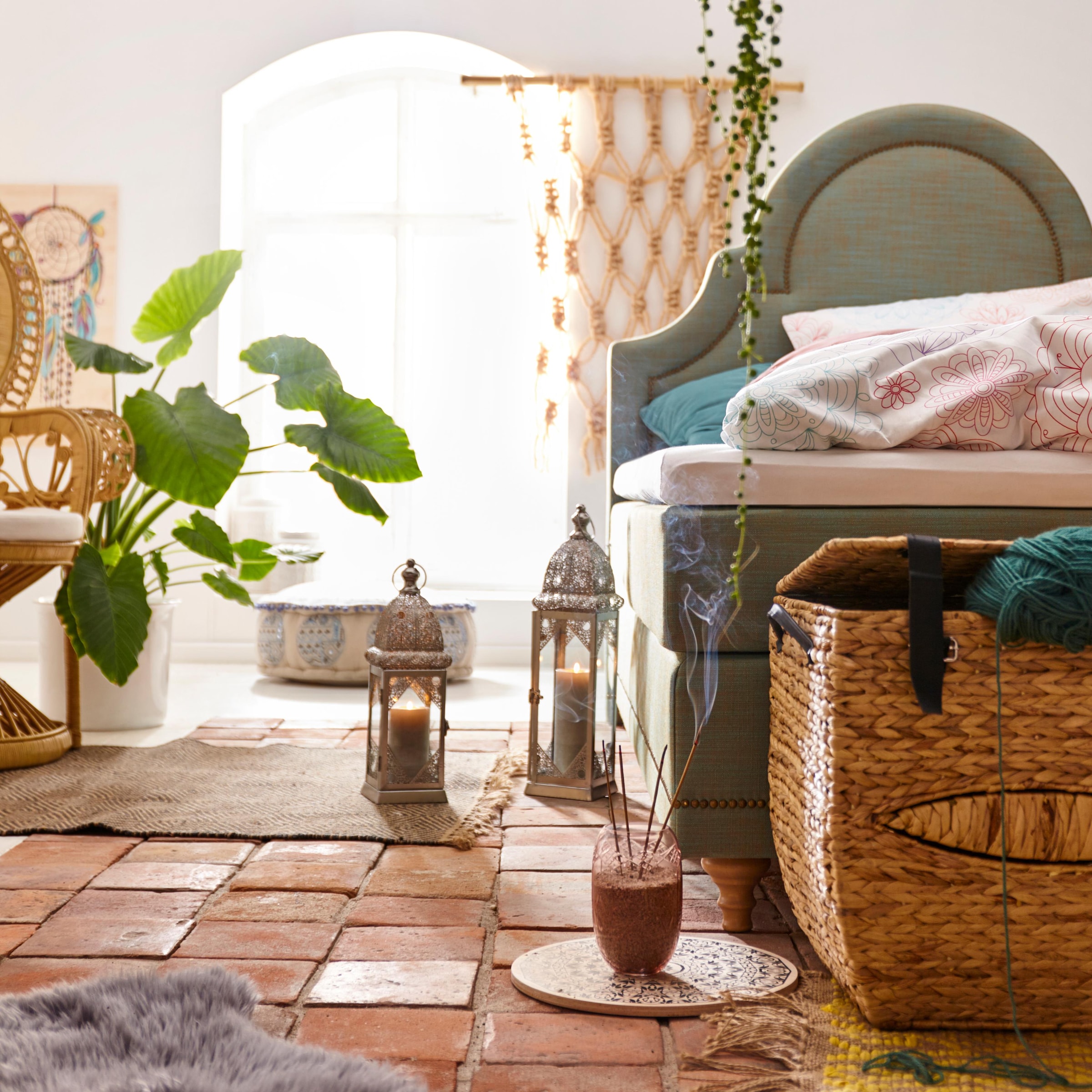 HOFMANN LIVING AND MORE Rattanstuhl () mit Kissenauflage