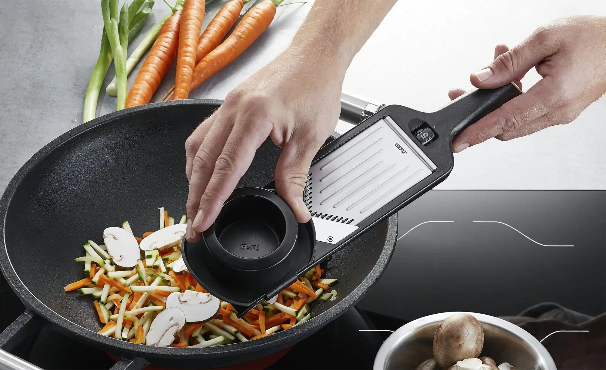 Gefu V-Hobel Julienne Violi 2.0