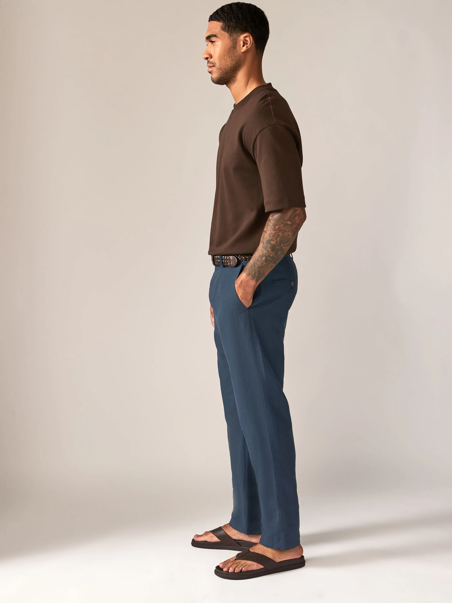 Donkerblauw - Regular fit linnen-katoenmix broek met ceintuur