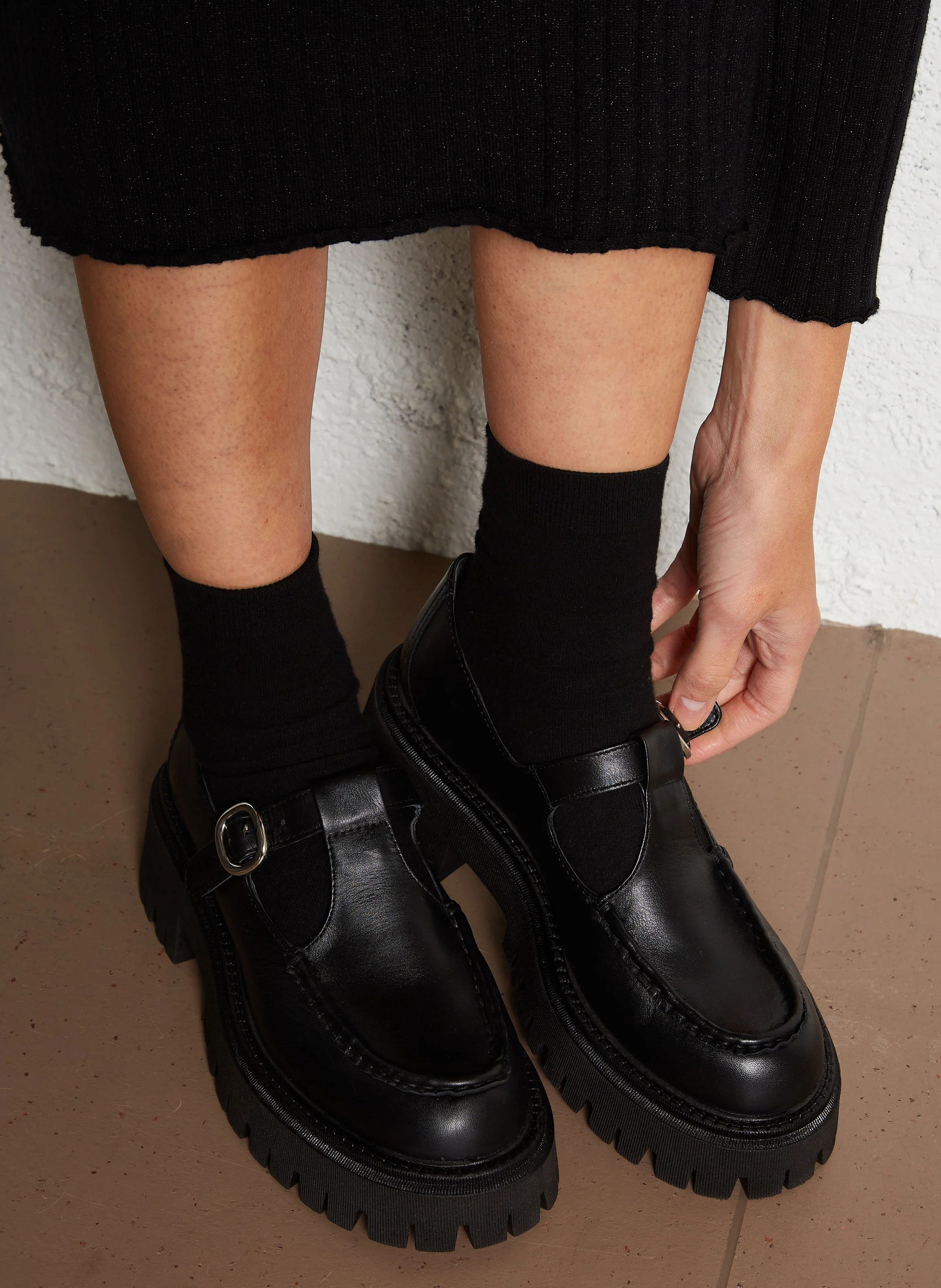 FLIT - Babies crantées en cuir vernis | Noir