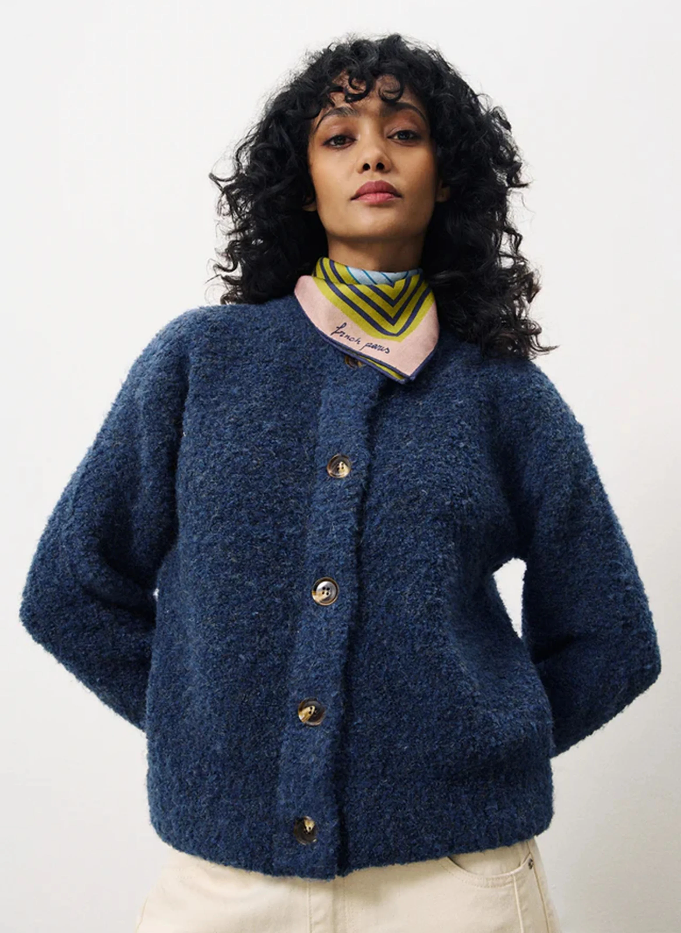 MEGANE - Cardigan col rond en maille bouclette | Bleu