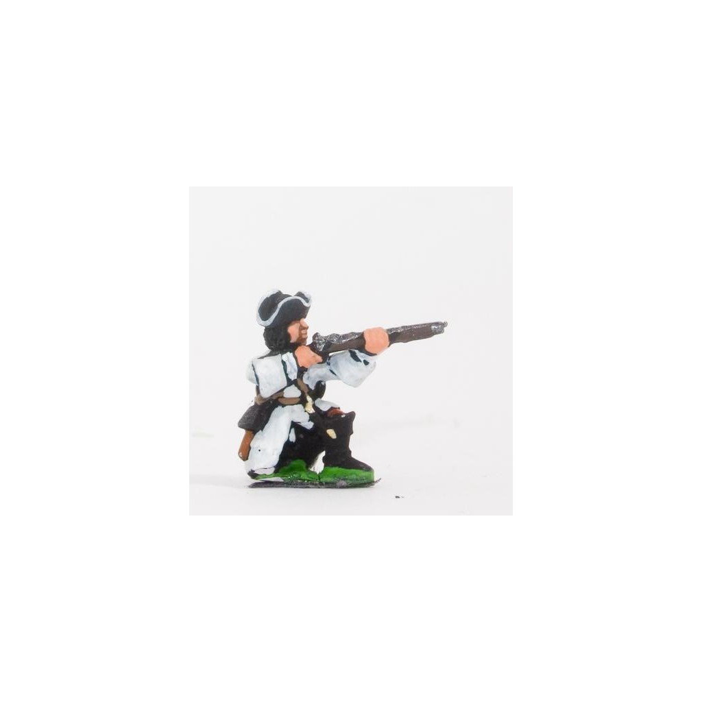 European Armies: Dismounted Dragoon in Tricorne, kneeling, firing
