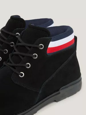 Botas de tornozelo de camurça com cadarço