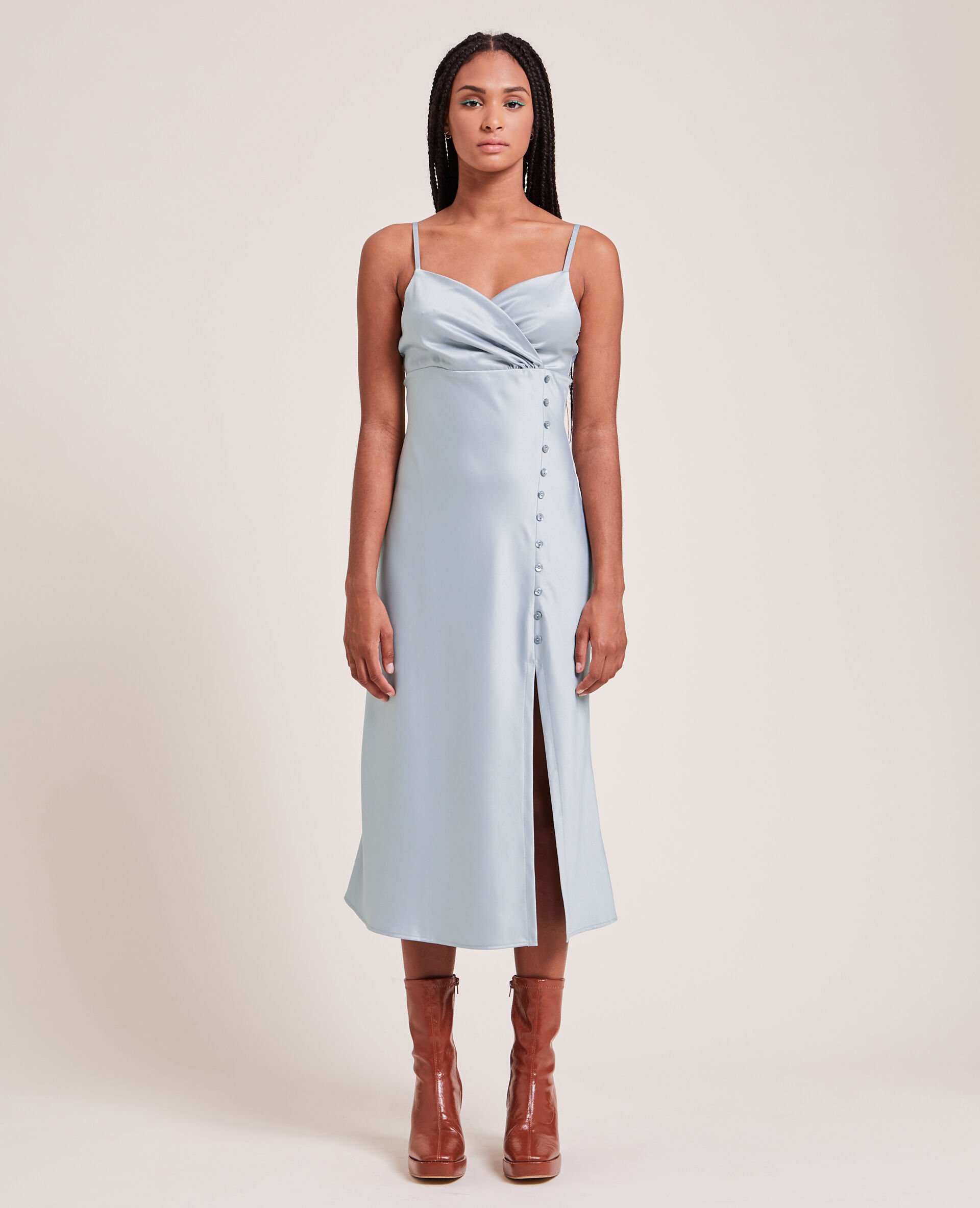 Robe longue cache-cœur en satin - Gris clair