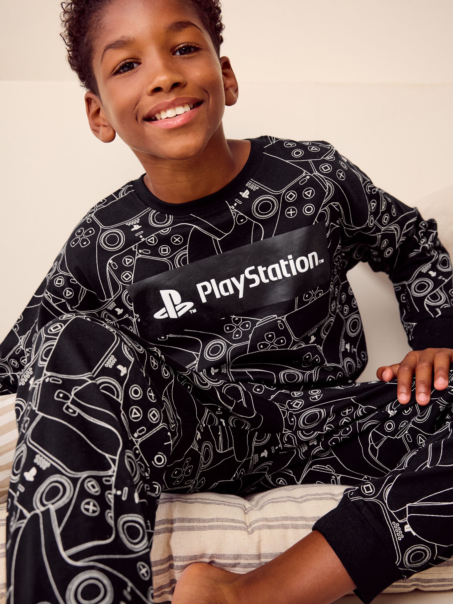Zwart/wit Playstation - Pyjama met lange pijpen en lange mouwen (3-16jr)