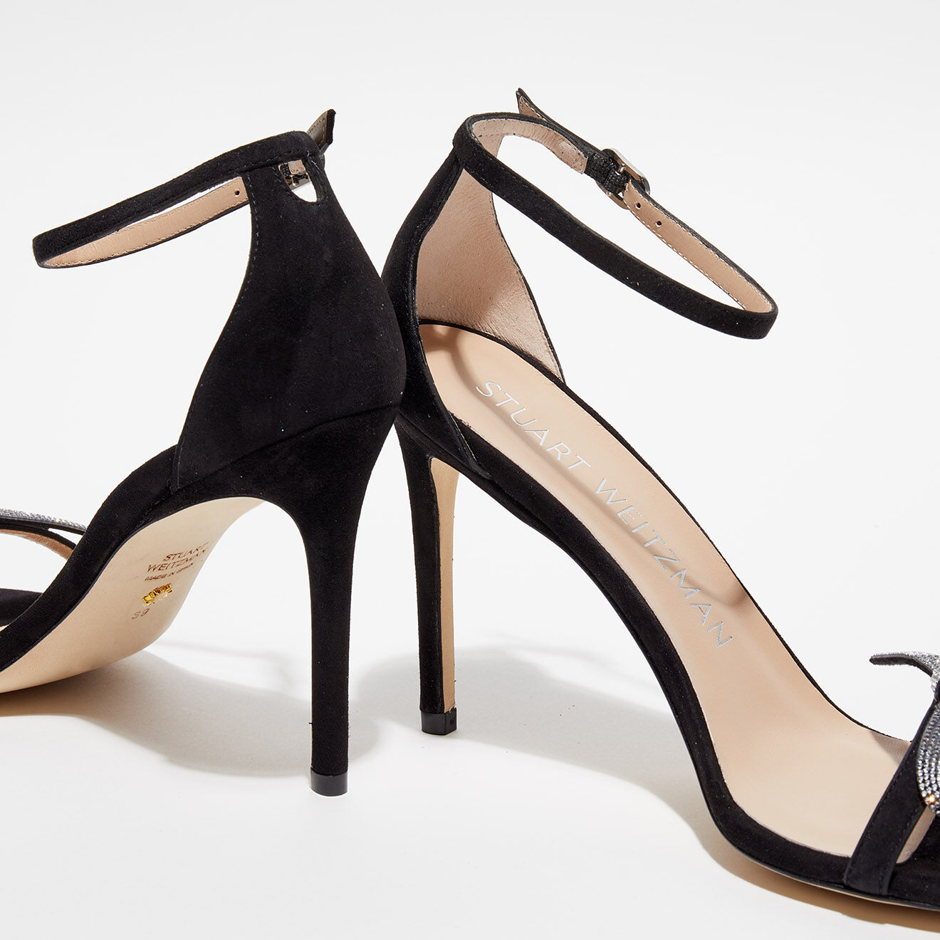 Stuart Weitzman Sandales en Velours de Cuir Nudist Bow 100 noires - Talon 10,5 cm