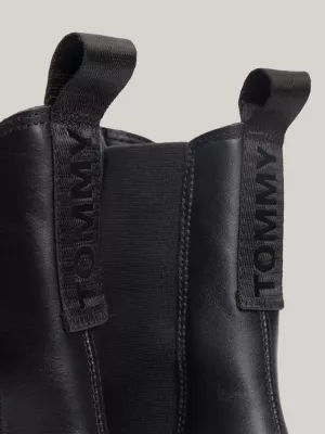 Botas Chelsea de couro com salto bloco grosso