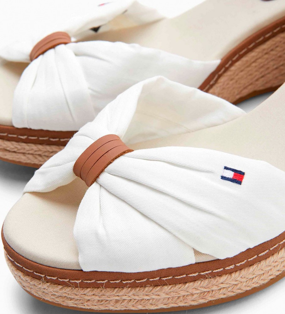 Sandálias Tommy Hilfiger Iconic Elba em couro branco - Salto plataforma de 7 cm -