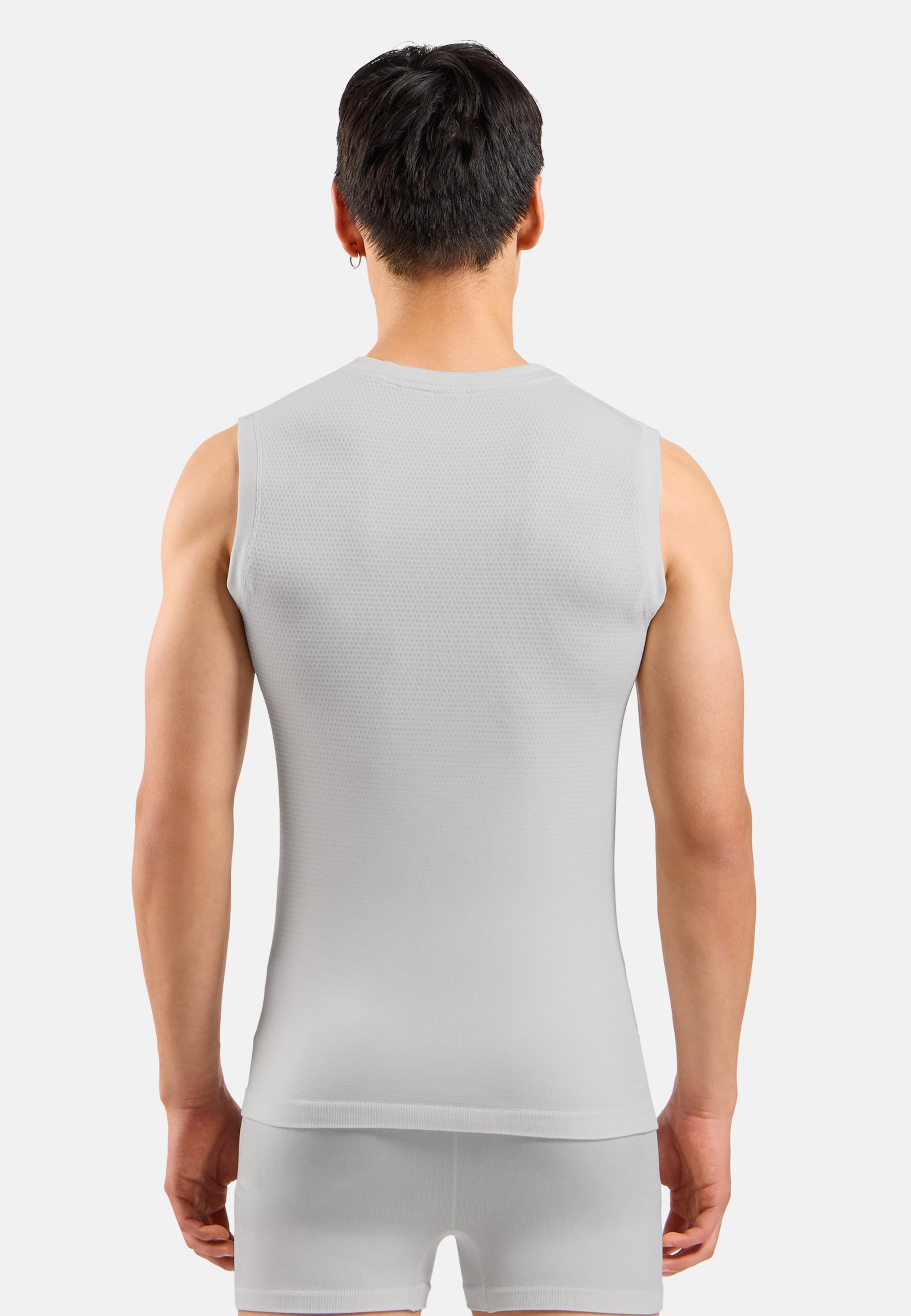 Performance Light Base Layer Singlet in white