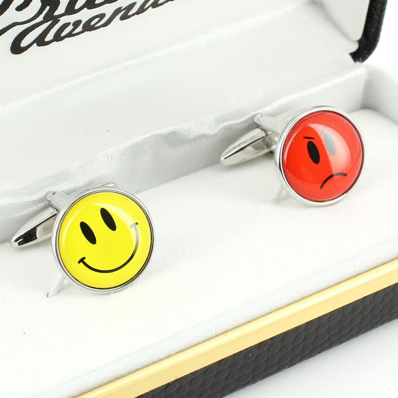 Boutons de manchette, Happy unhappy